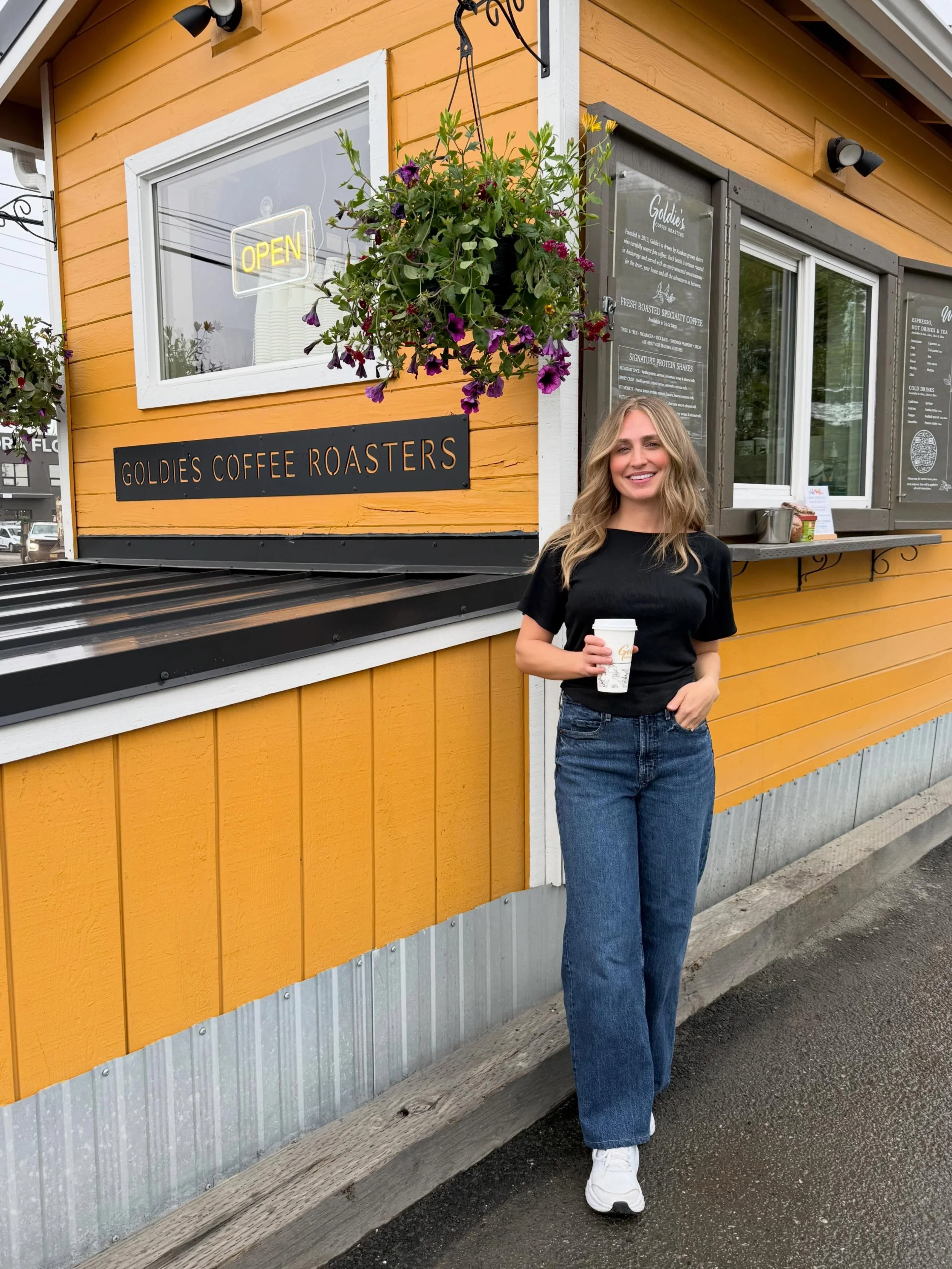 Another lap around the sun and back from maternity leave! 🎉🎉🎉 Wishing Jenna the Happiest Birthday! We appreciate all you do on and off the clock. May this year bring you all the beautiful memories with your growing little family. 💛 Cheers! @jenna