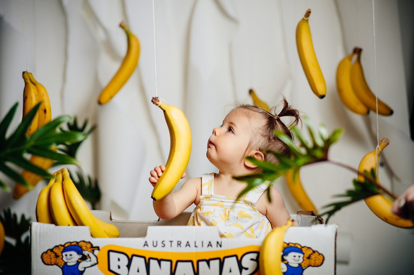 Lily-Likes-Bananas-1715.jpg