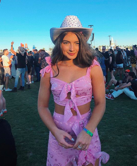 Photo from instagram.com/amandapavillard