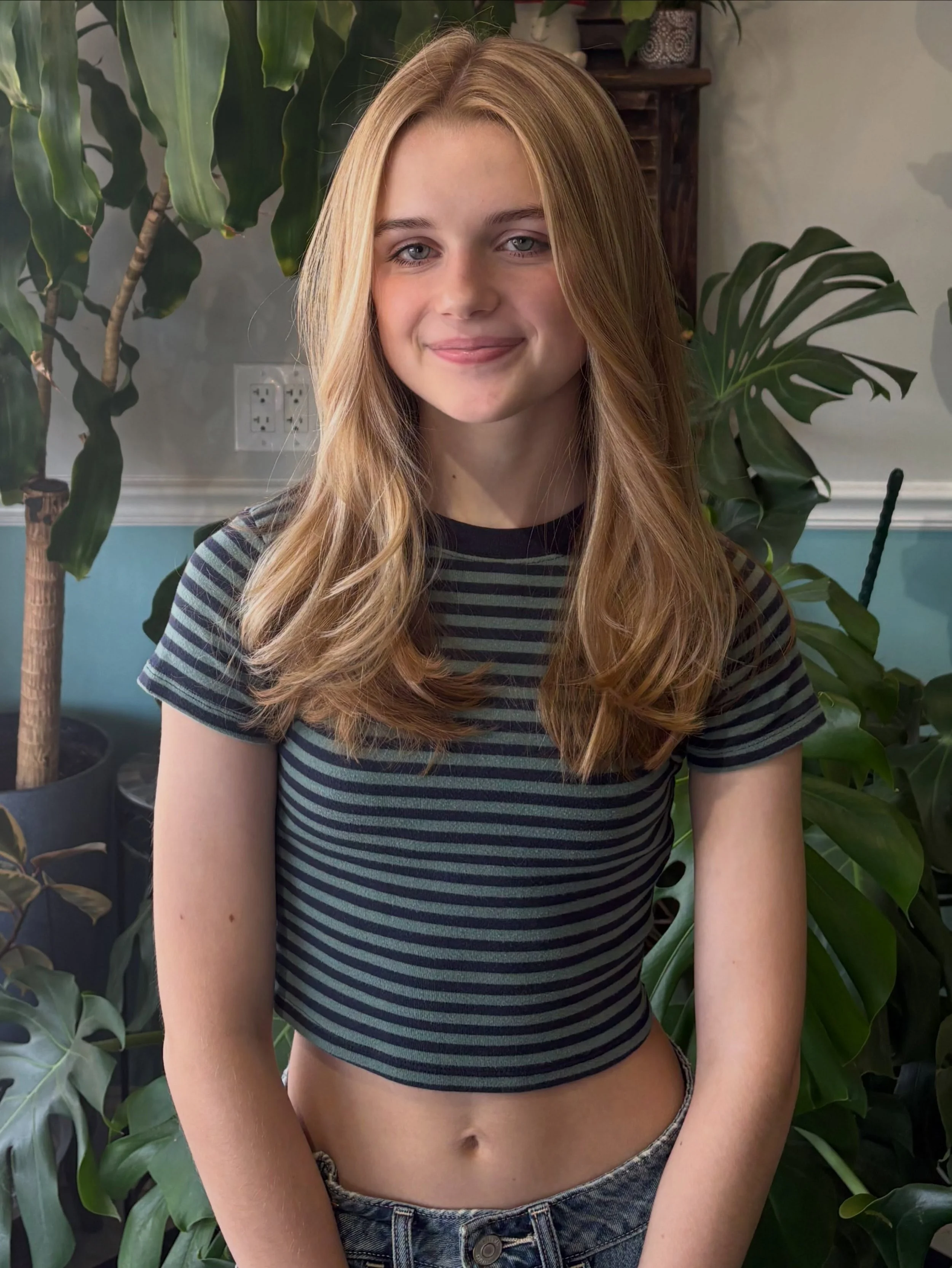 When you&rsquo;re ready for a seasonal change!  What a gorgeous transformation ❤️
.
Artist @sonnistyless 
.
#highlights #babylights #kmsapprovedus #goldwellapprovedus #layeredhaircut