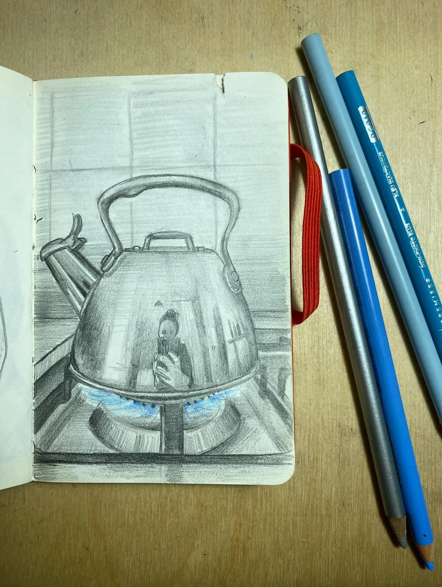 #teapot #reflection #graphite #adrawingaday #stilllife