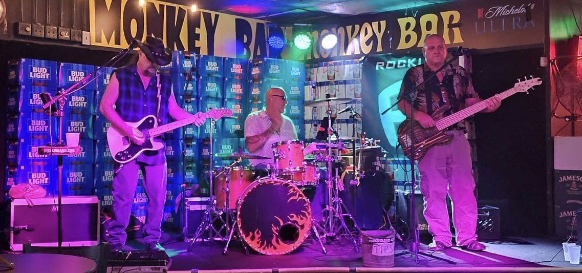 monkeybar92923.jpg