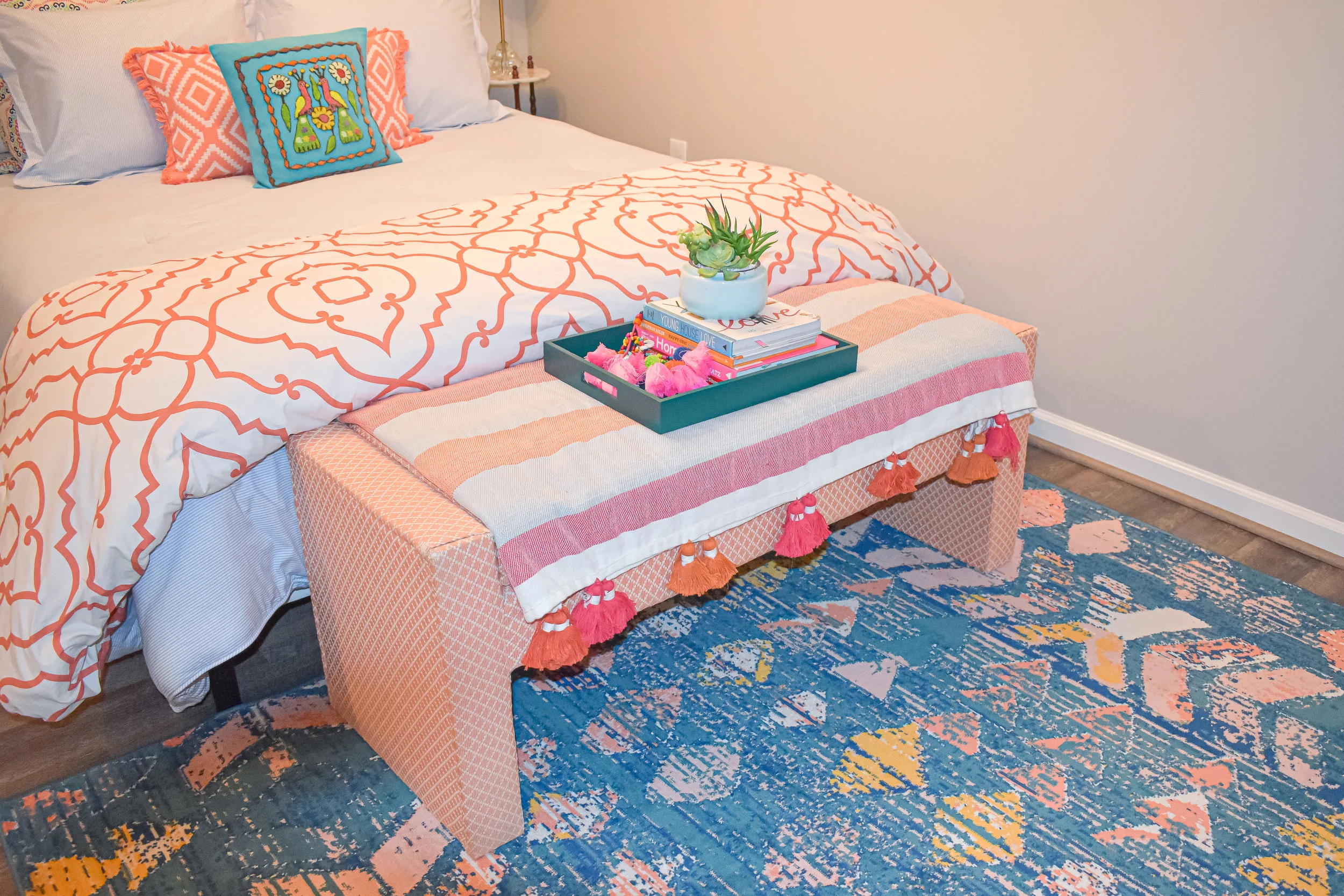 guest bedroom bedding.jpg