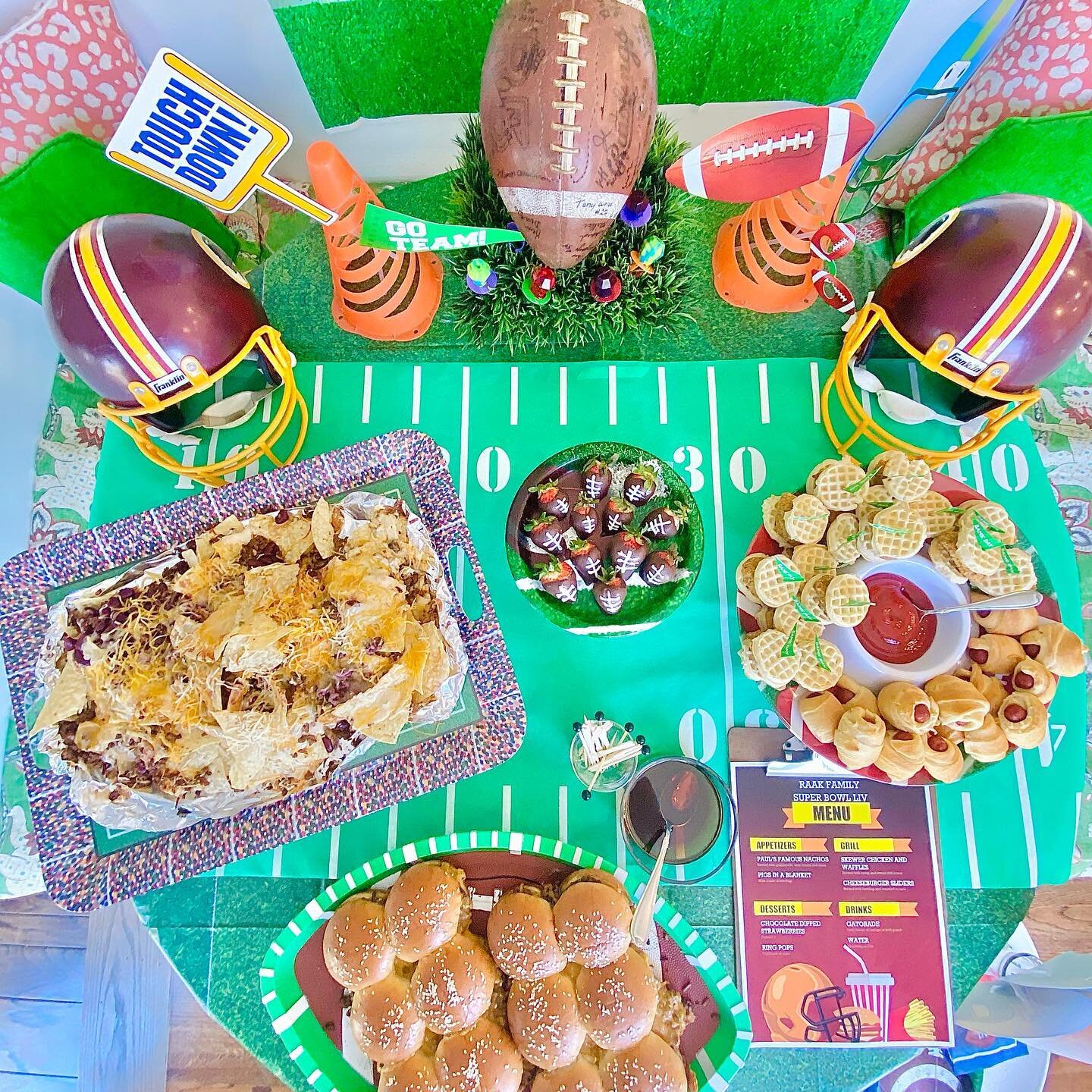 It&rsquo;s Super Bowl Sunday and besides the half time show, food is most talked about part of the Super Bowl, am I right? @collyncapp and I pulled together some easy, kid friendly, kid approved game day recipes for @erikanbc4 and @erikanbc4. I know 