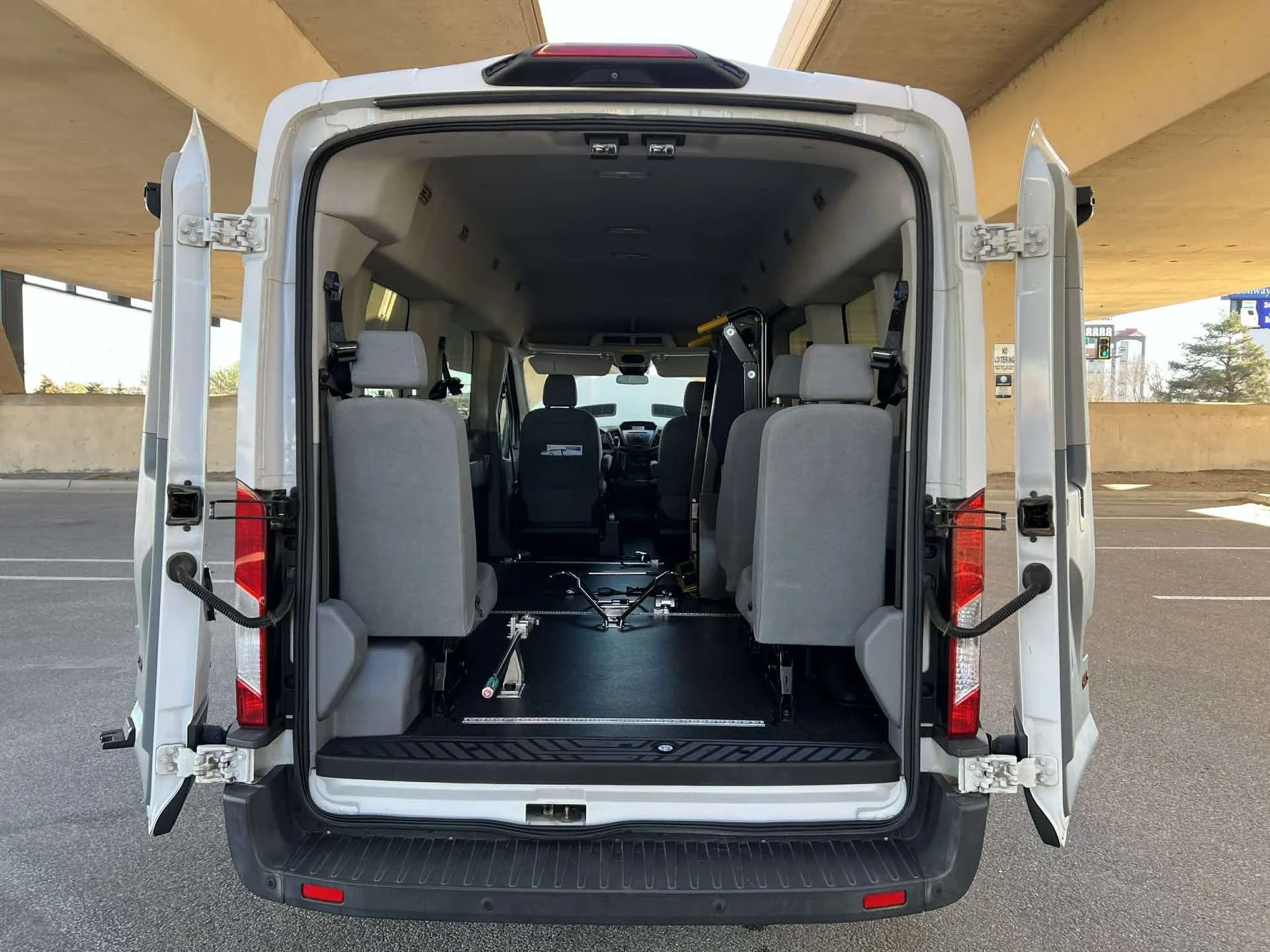 Ford Transit 12.jpg