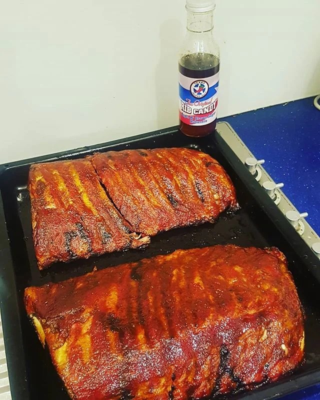 Follow up post!! After a 4hr smoke they were glazed with @texaspepperjelly Rib candy and oh boy they were amazing. 🐖🐷
🔥
🔥
🔥
#pork #porkribs #ribs #yummy #glaze #texaspepperjelly #ribcandy #australia #food  #ribcandyapplehabanero 
#brutaltown #br