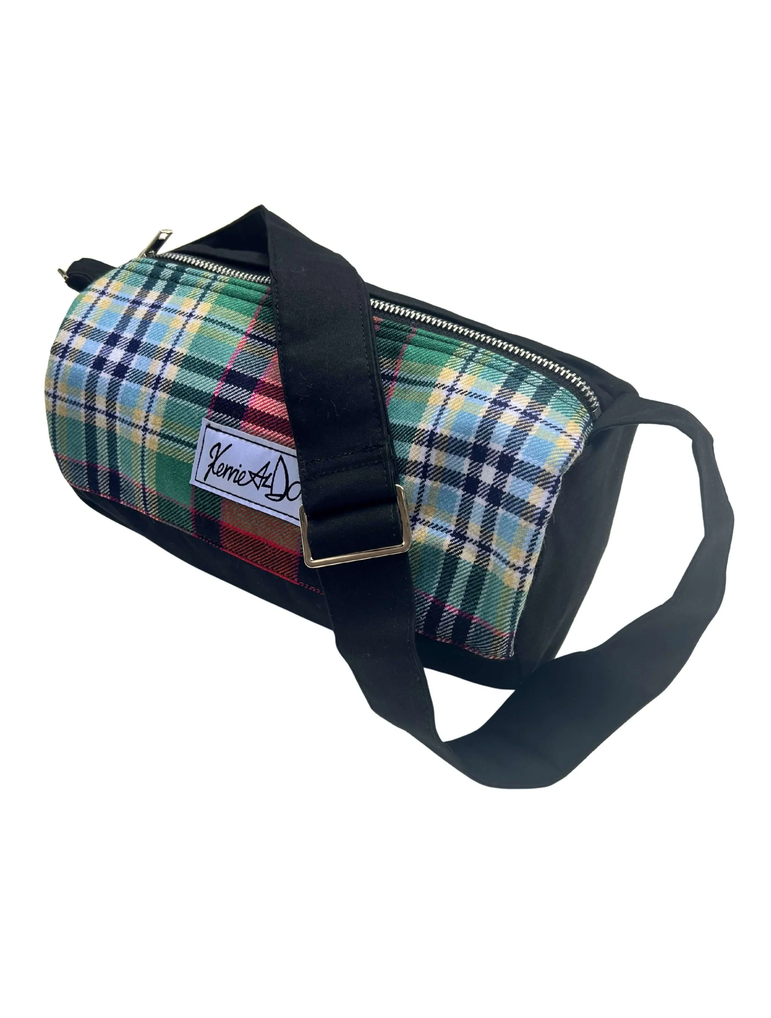 Dundee Tartan Black Barrel Bag