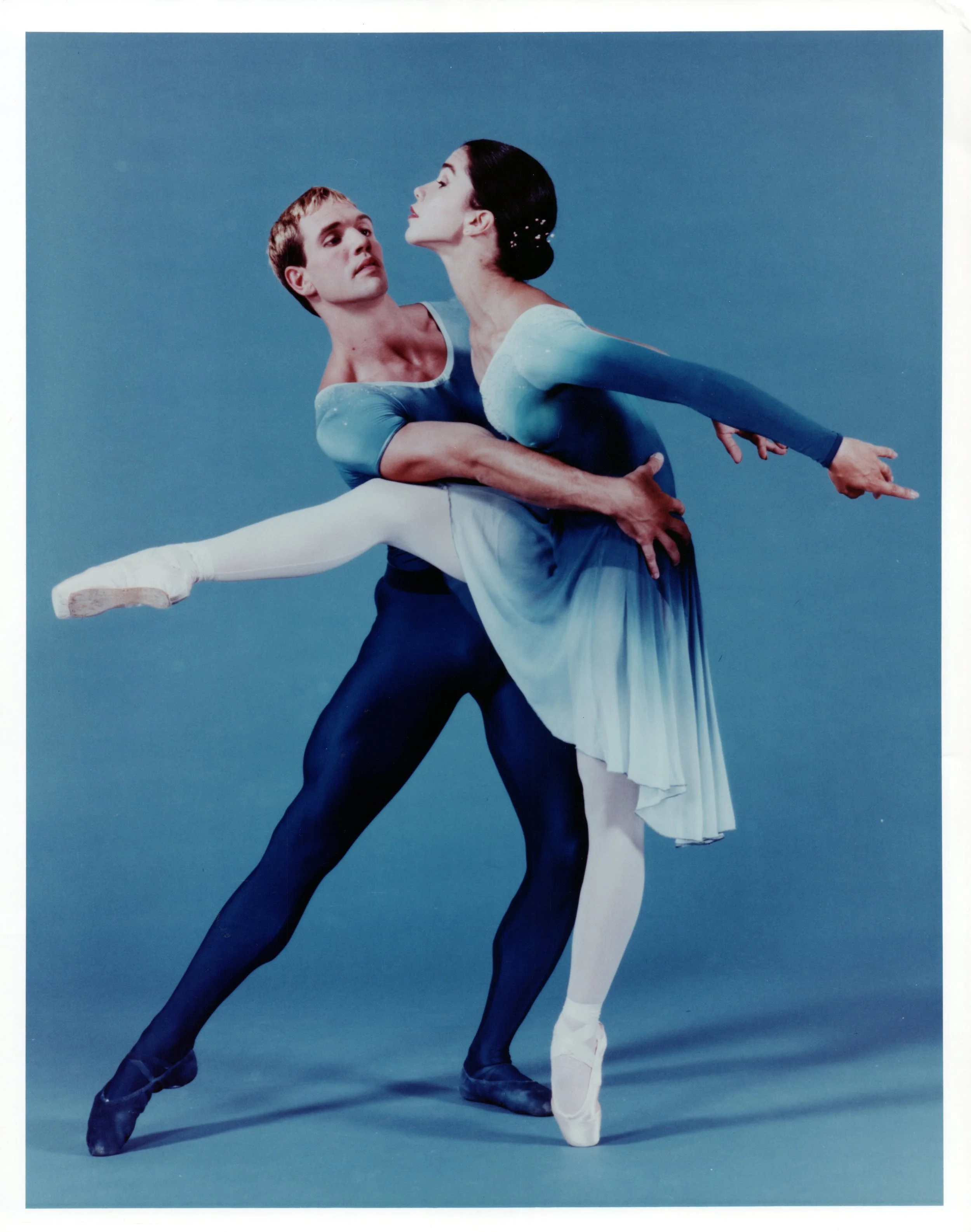 2018_Ana_Dancing2_0001_a.jpg