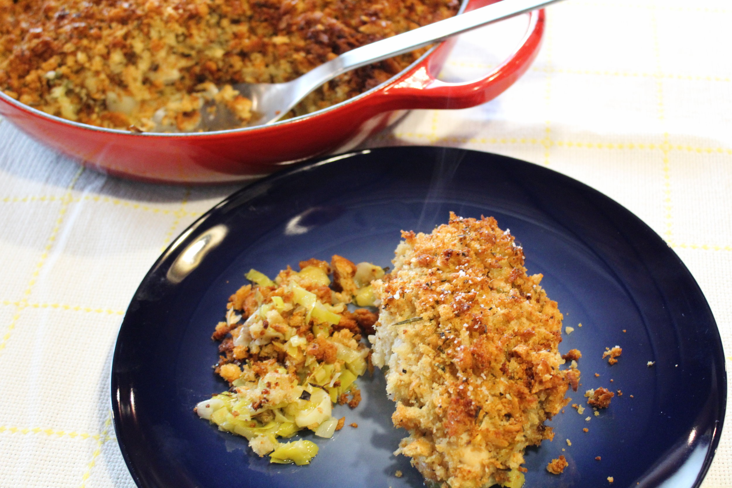 Peitos de Frango com Alho Francês e Crosta de Ervas