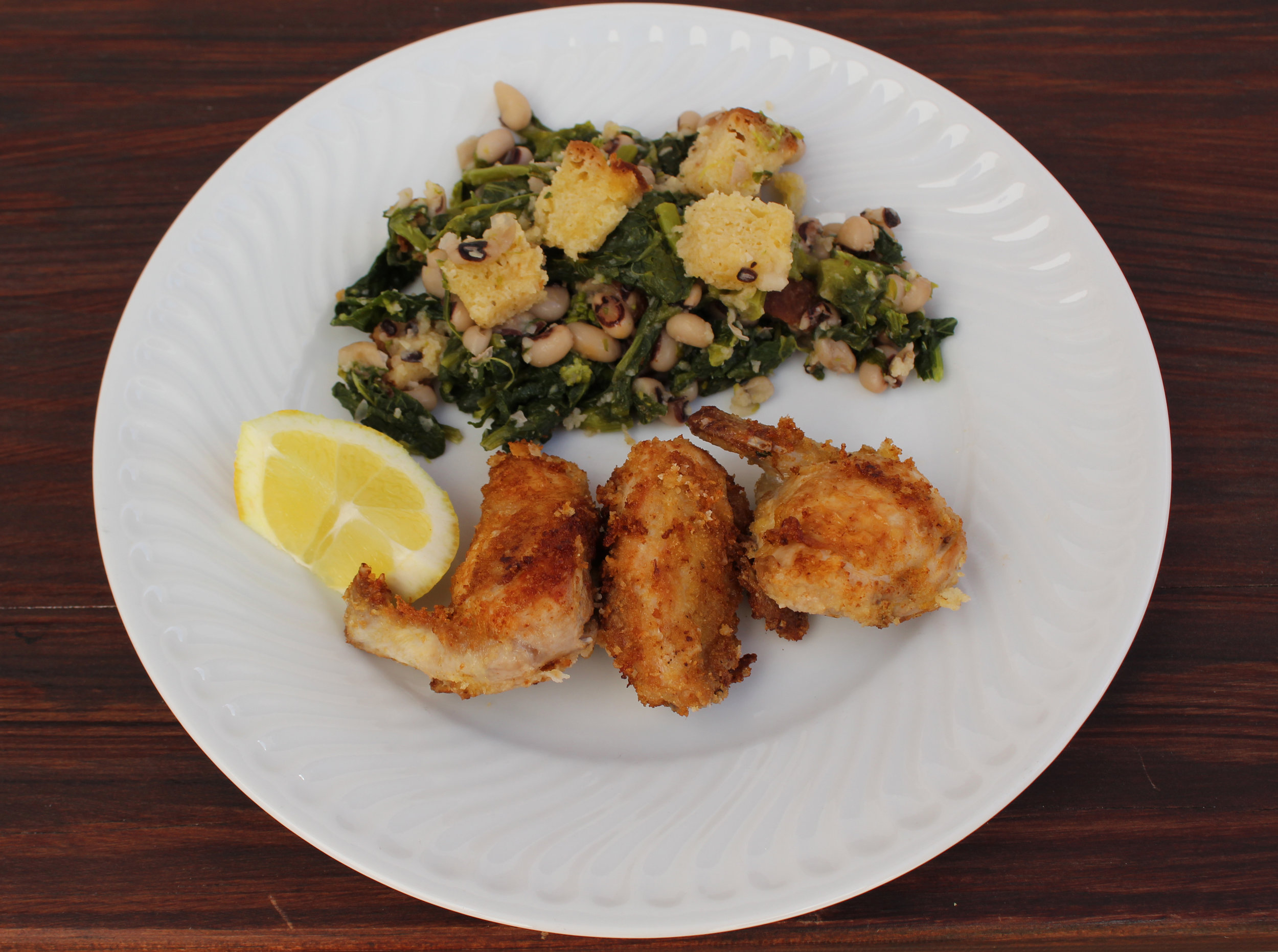 Peitos de Codorniz Panados com Migas de Grelos