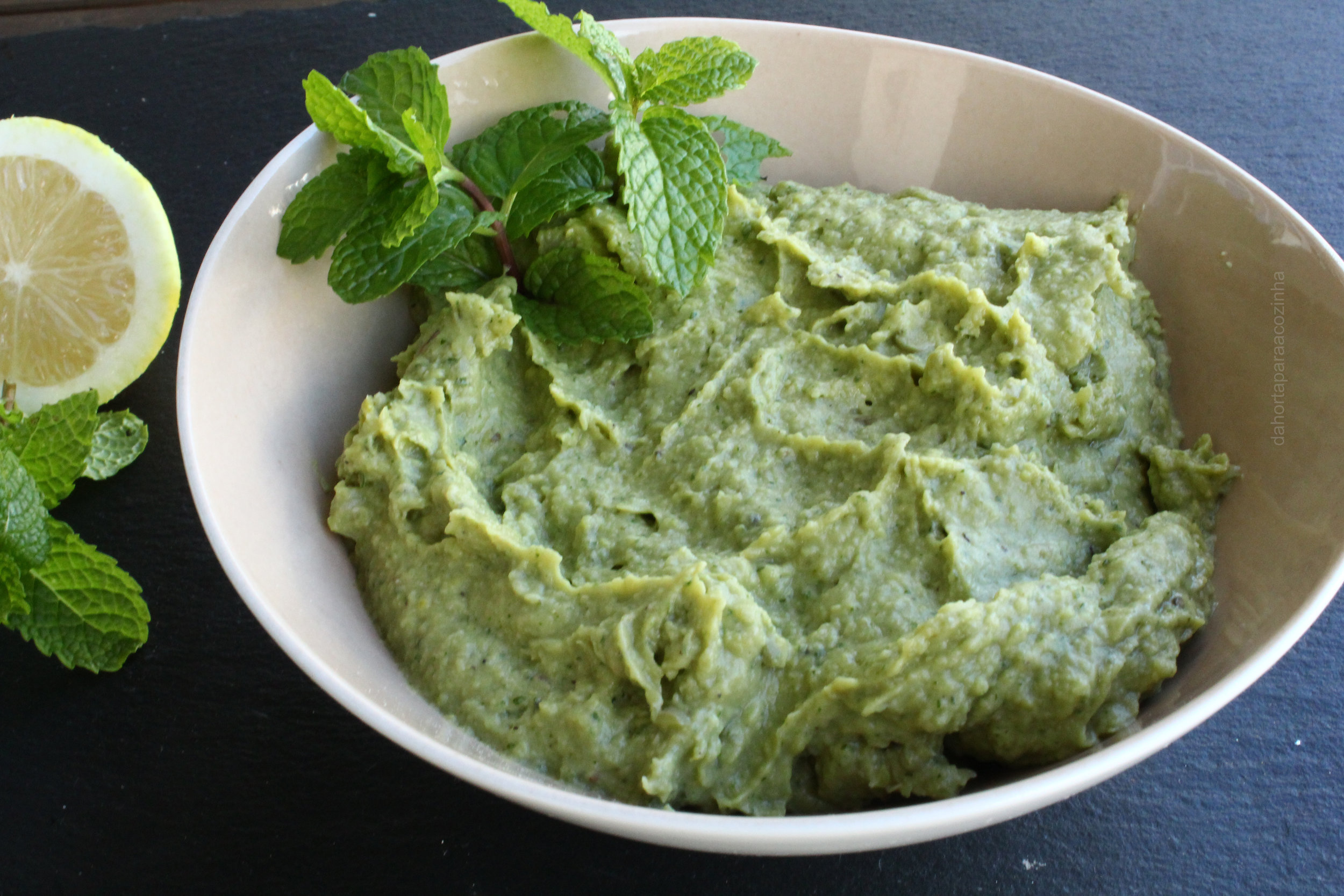 Puré de Favas com Hortelã