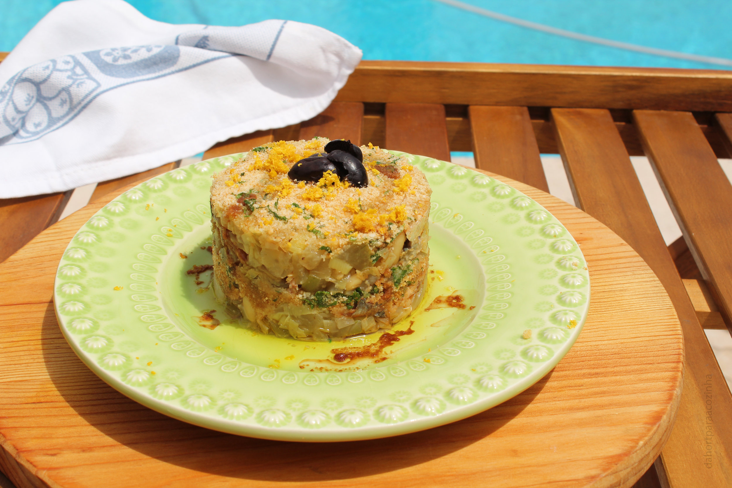 Sardinhas em Conserva com Camadas de Alho Francês