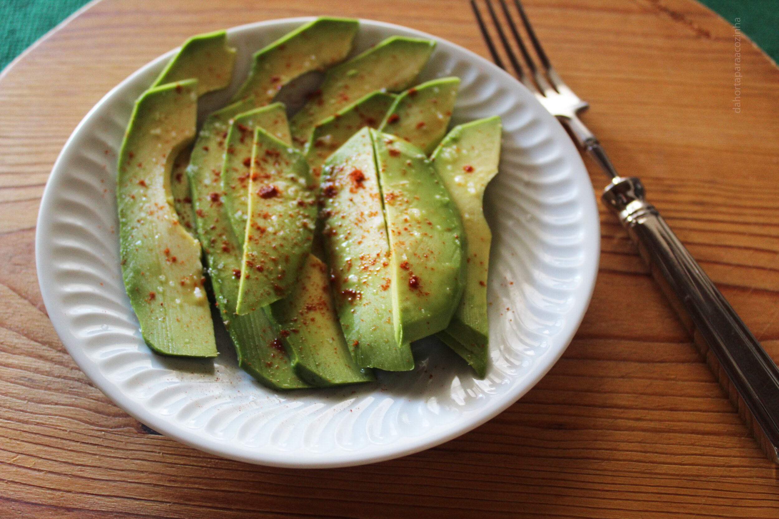 Abacate com Flor de Sal e 'Paprika
