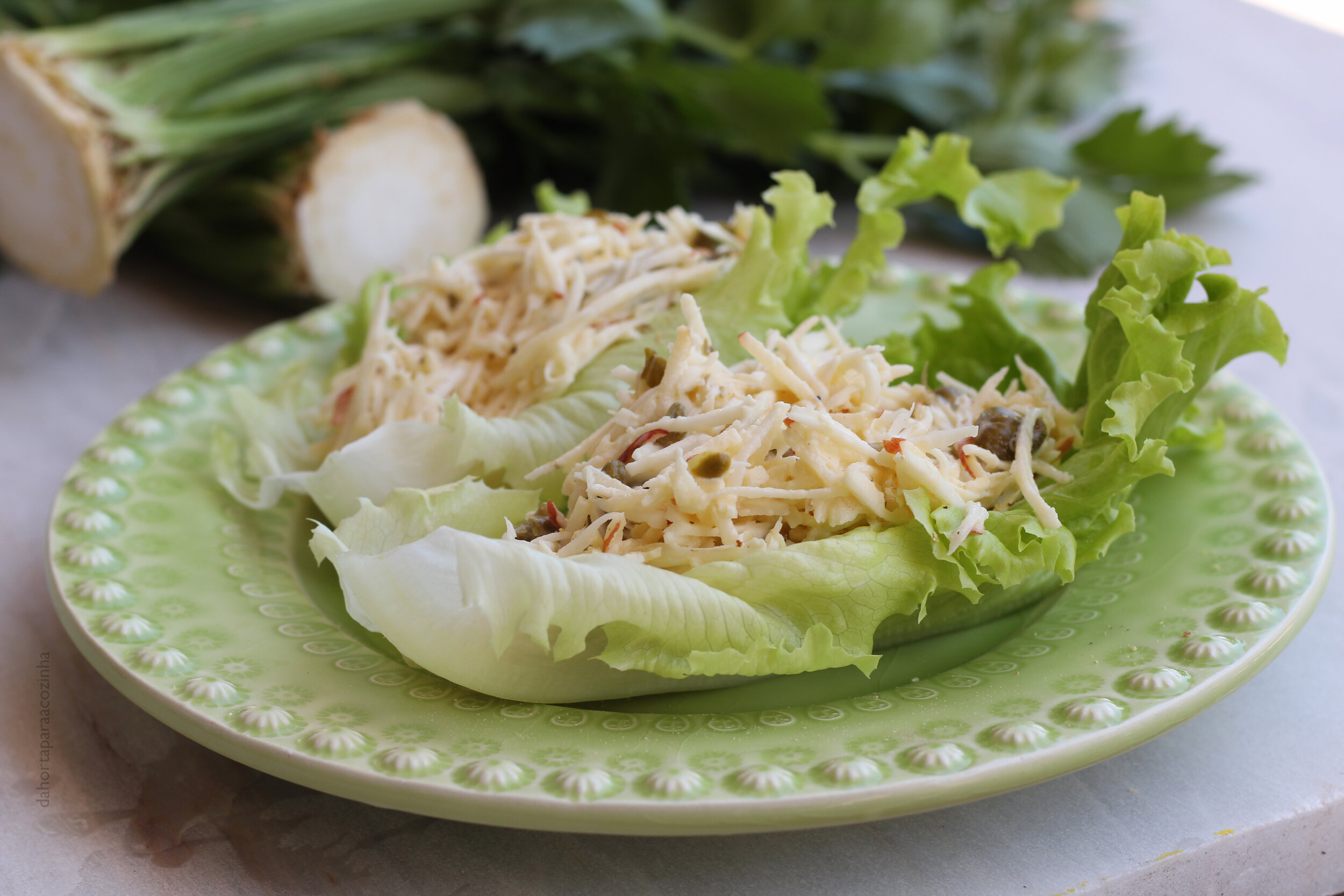 Remoulade de Raíz de Aipo e Maçã