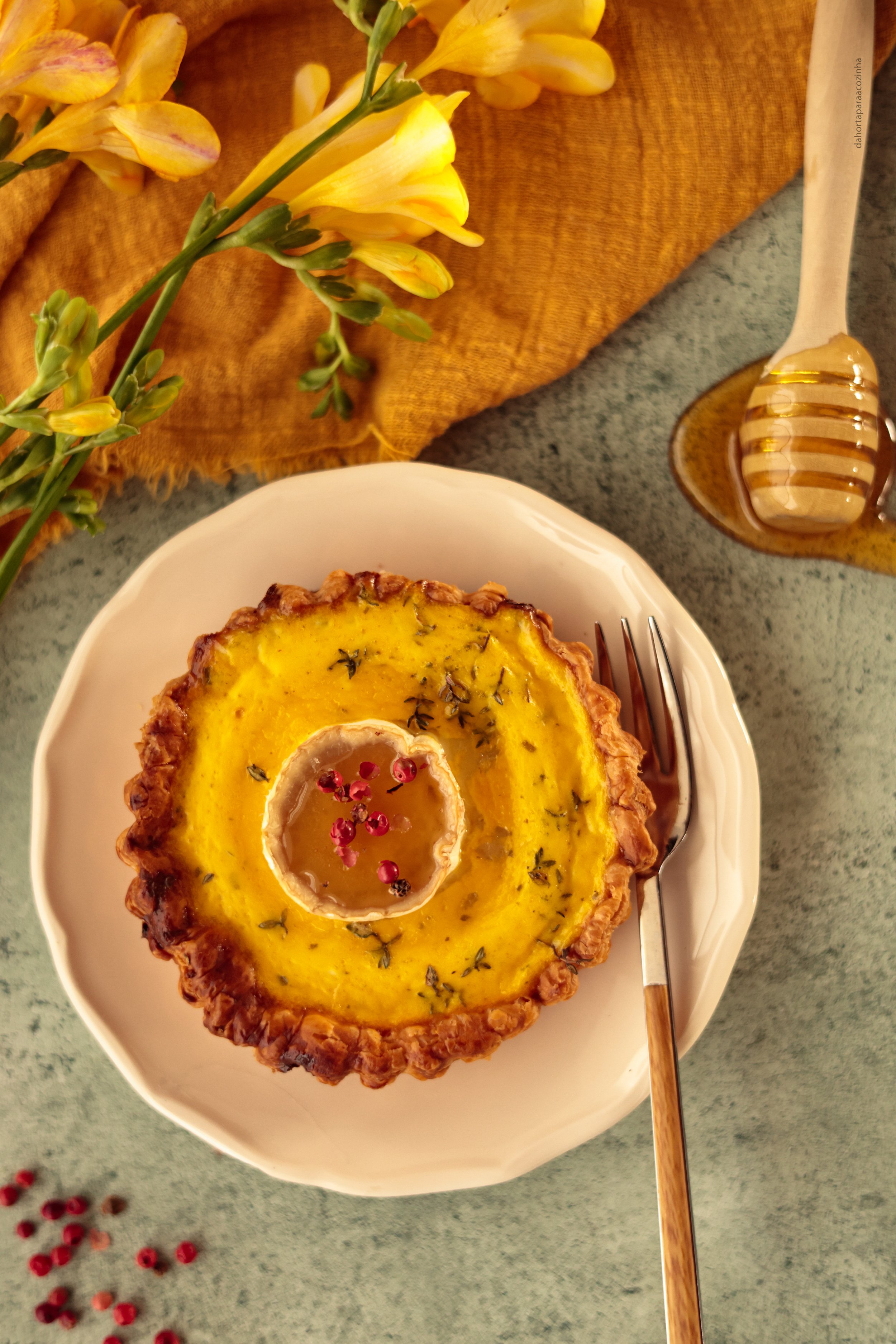 Tartelettes de Chévre com Tomilho e Mel