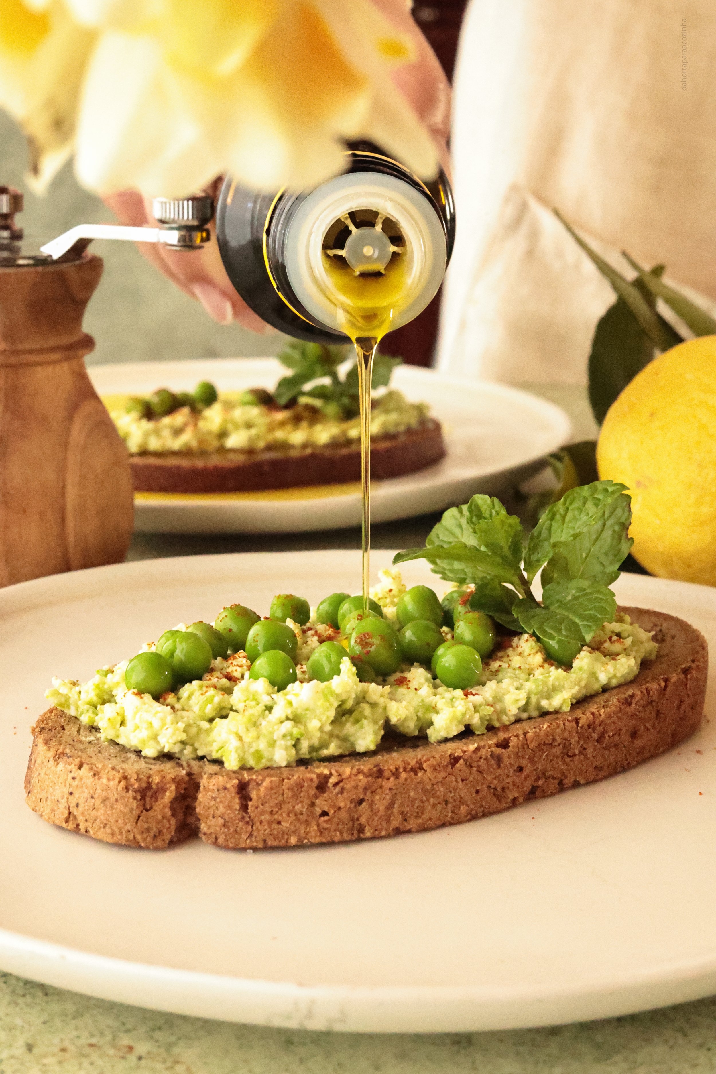 Tiborna Primaveril de Feta e Ervilhas