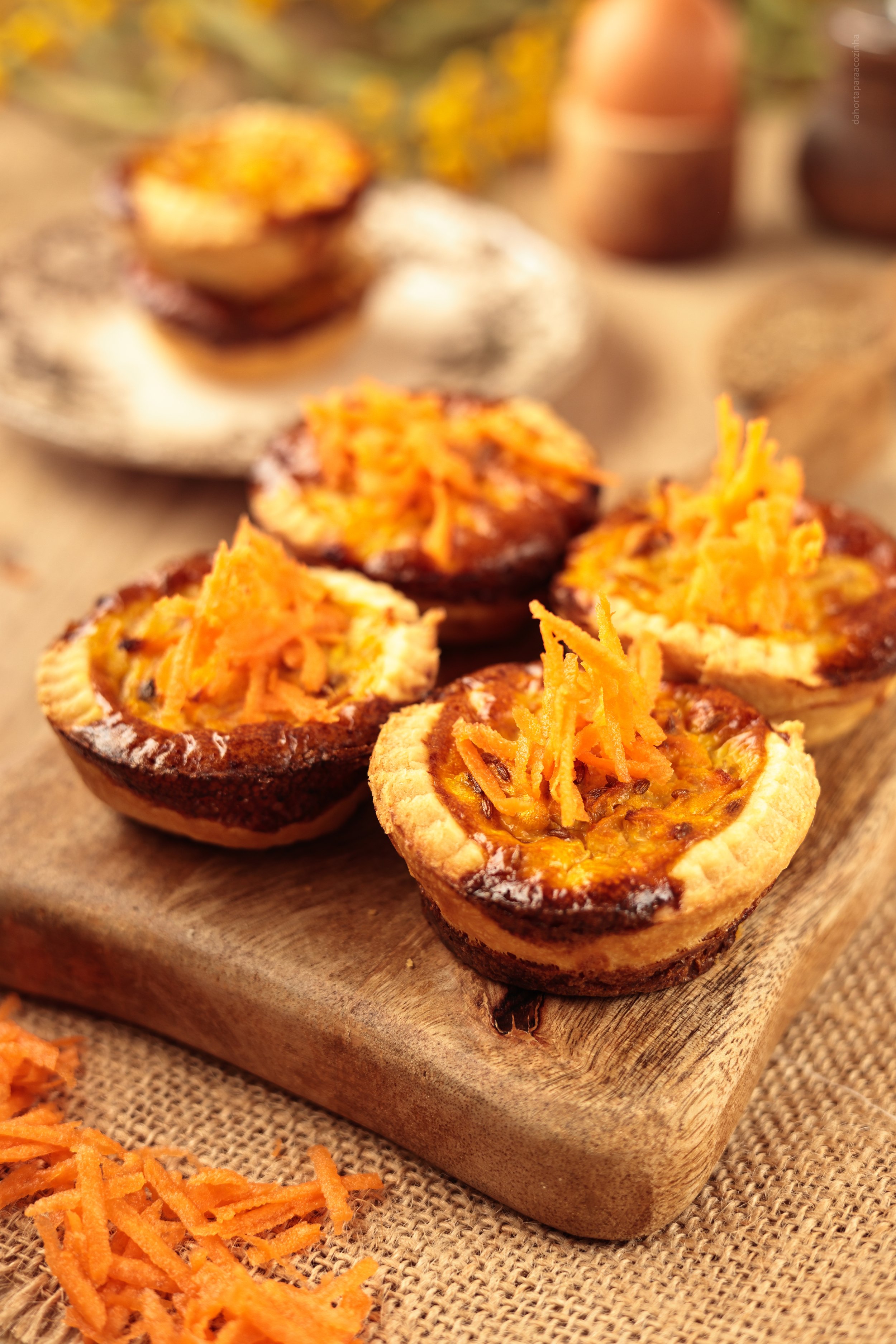Mini tartes de Cenoura, Coco e Cominhos