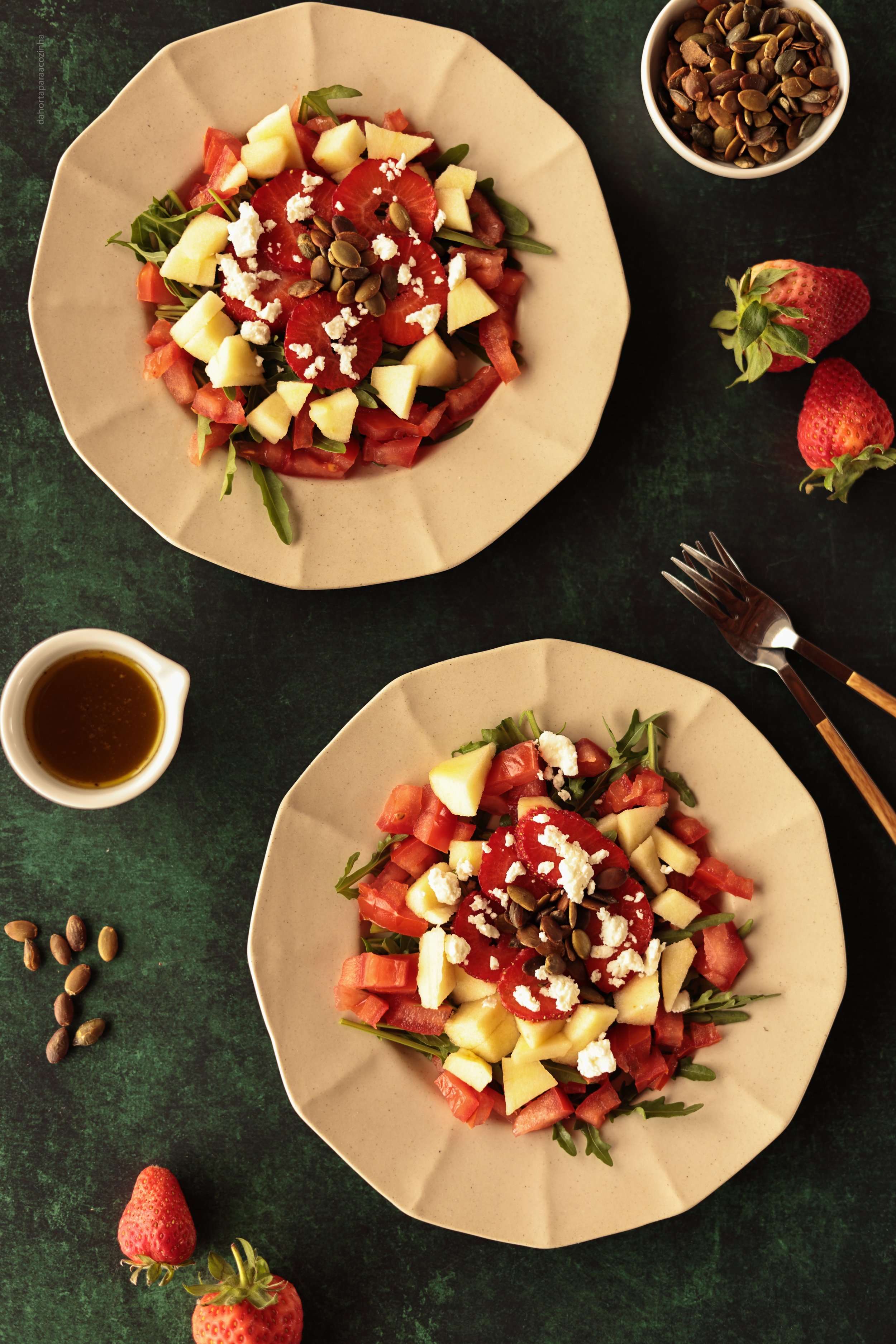 salada de Rúcula, Morangos, Tomate e Feta