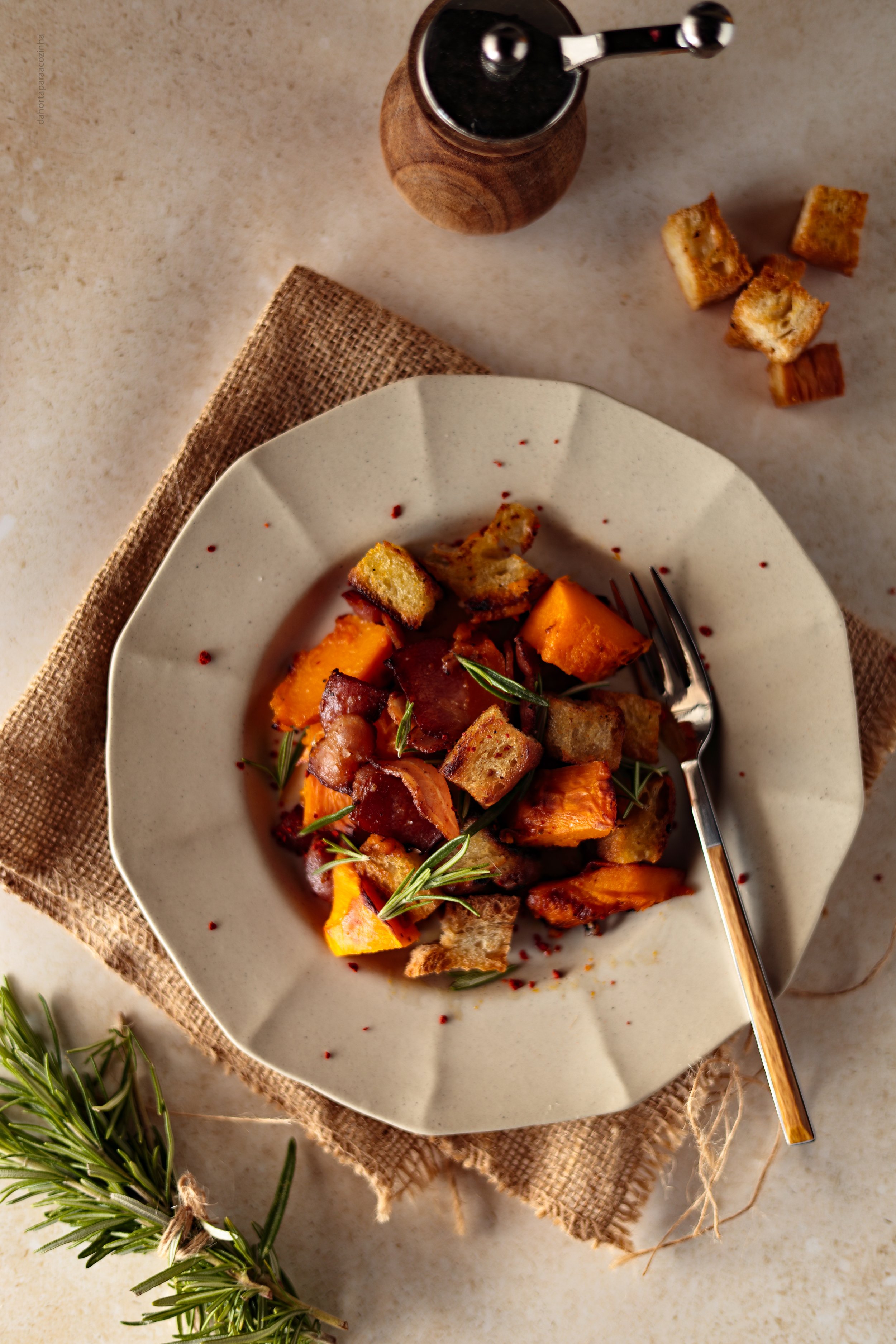 Salada de Abóbora e Croutons