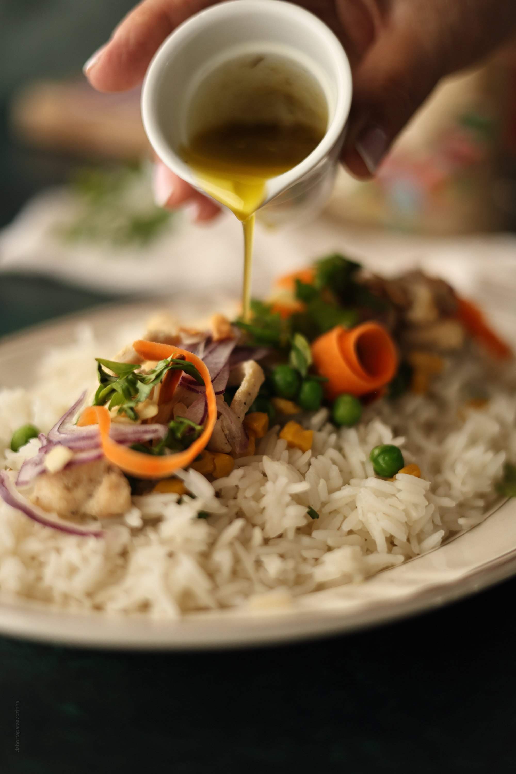 salada de Arroz Agulha com Frango