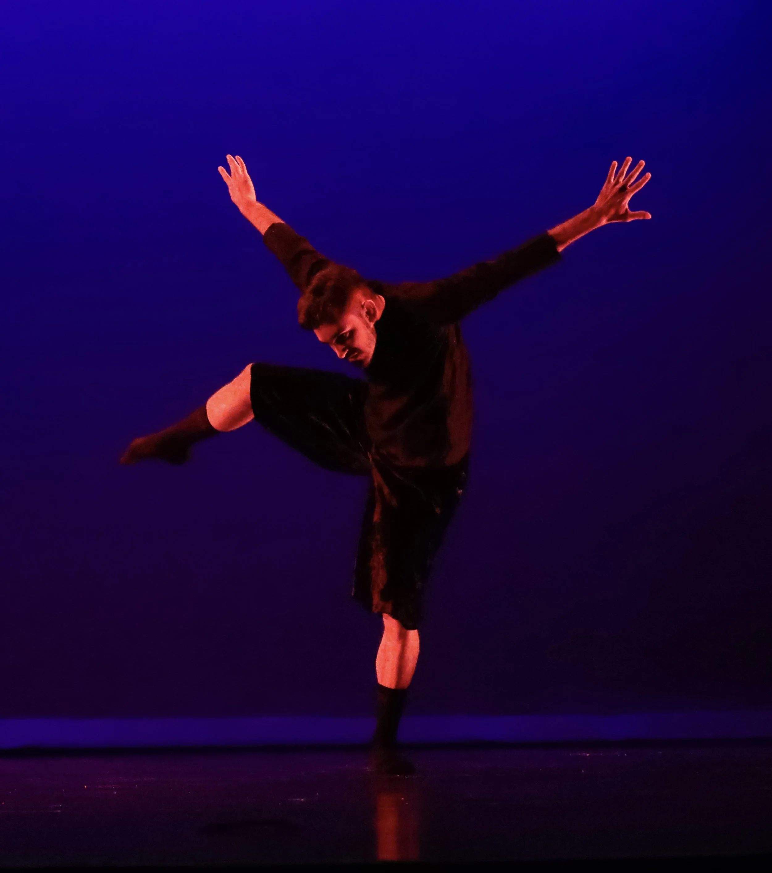 November 22 - Contemporary Patterns with Antonio Hernandez