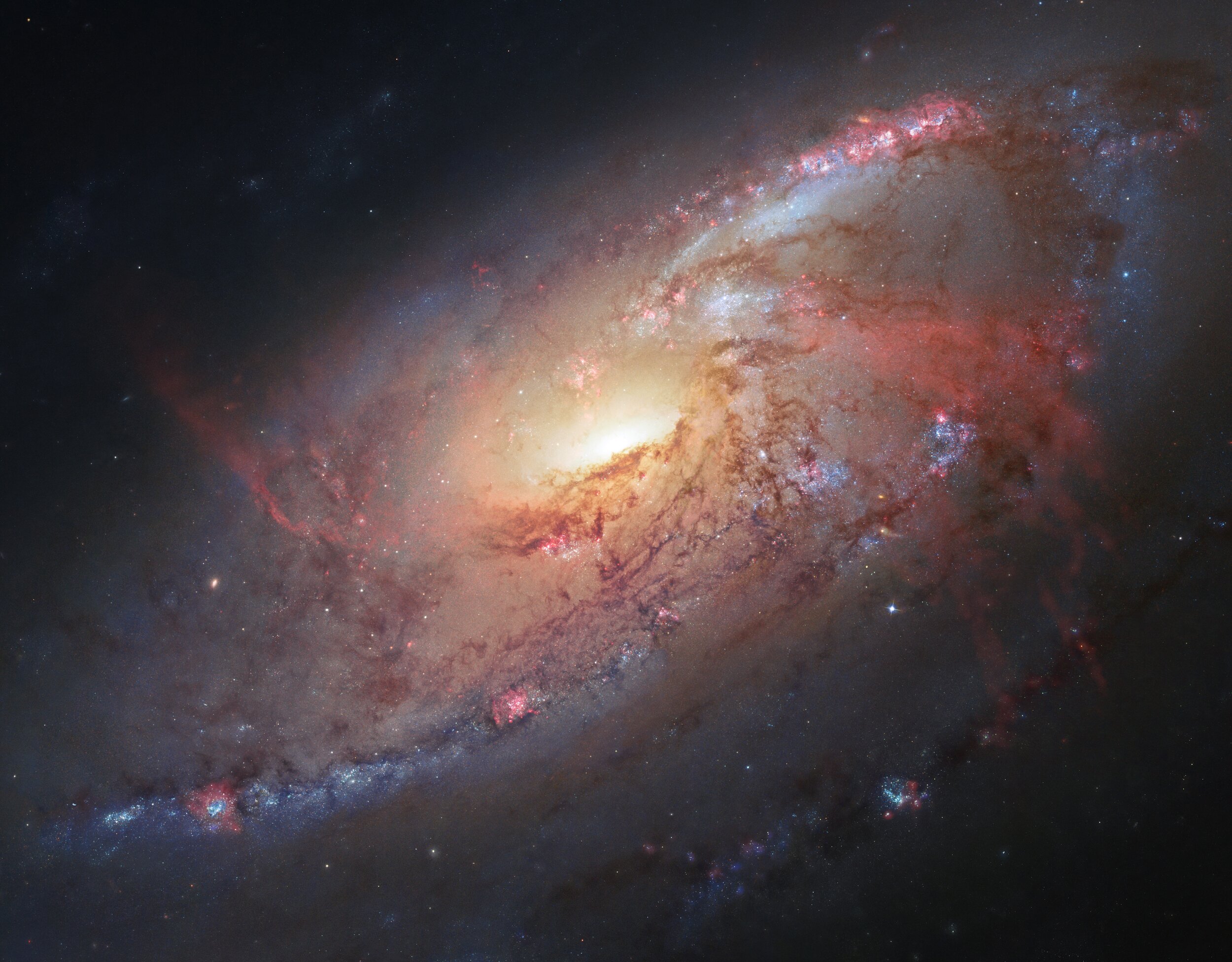Formation- Galaxy Messier 106.jpg