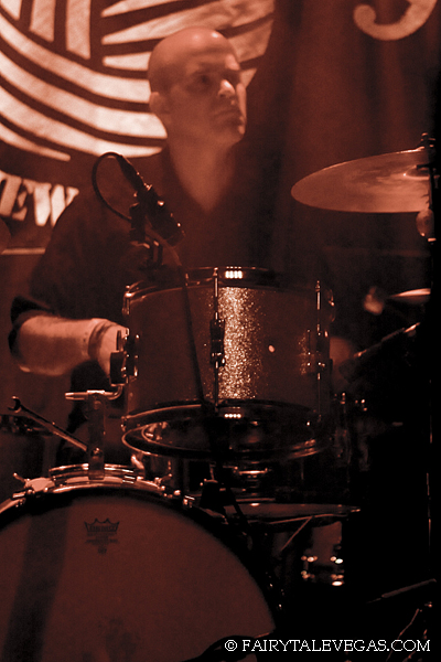 Gavin McCarthy, Beat Circus 2009 Knitting Factory NYC, photo by Fairytale Vegas