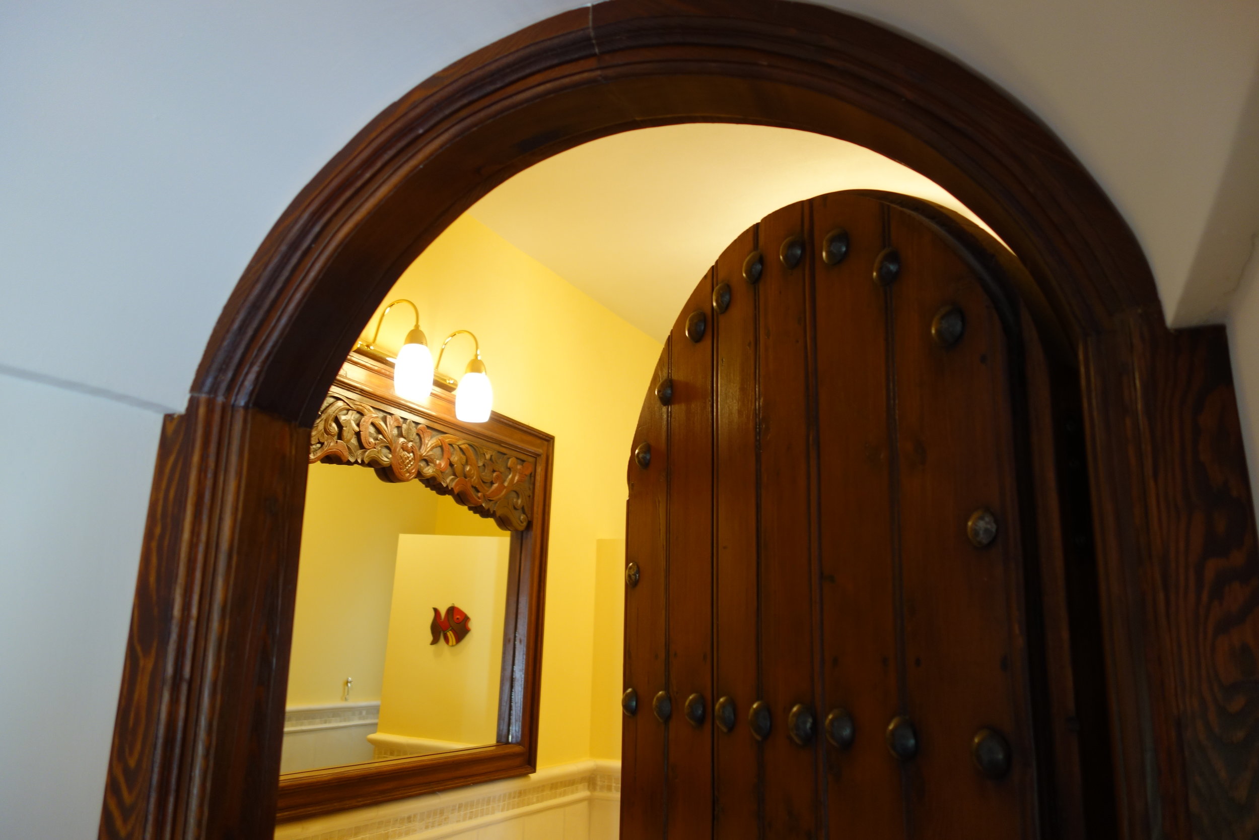  Entrance to the bathroom 