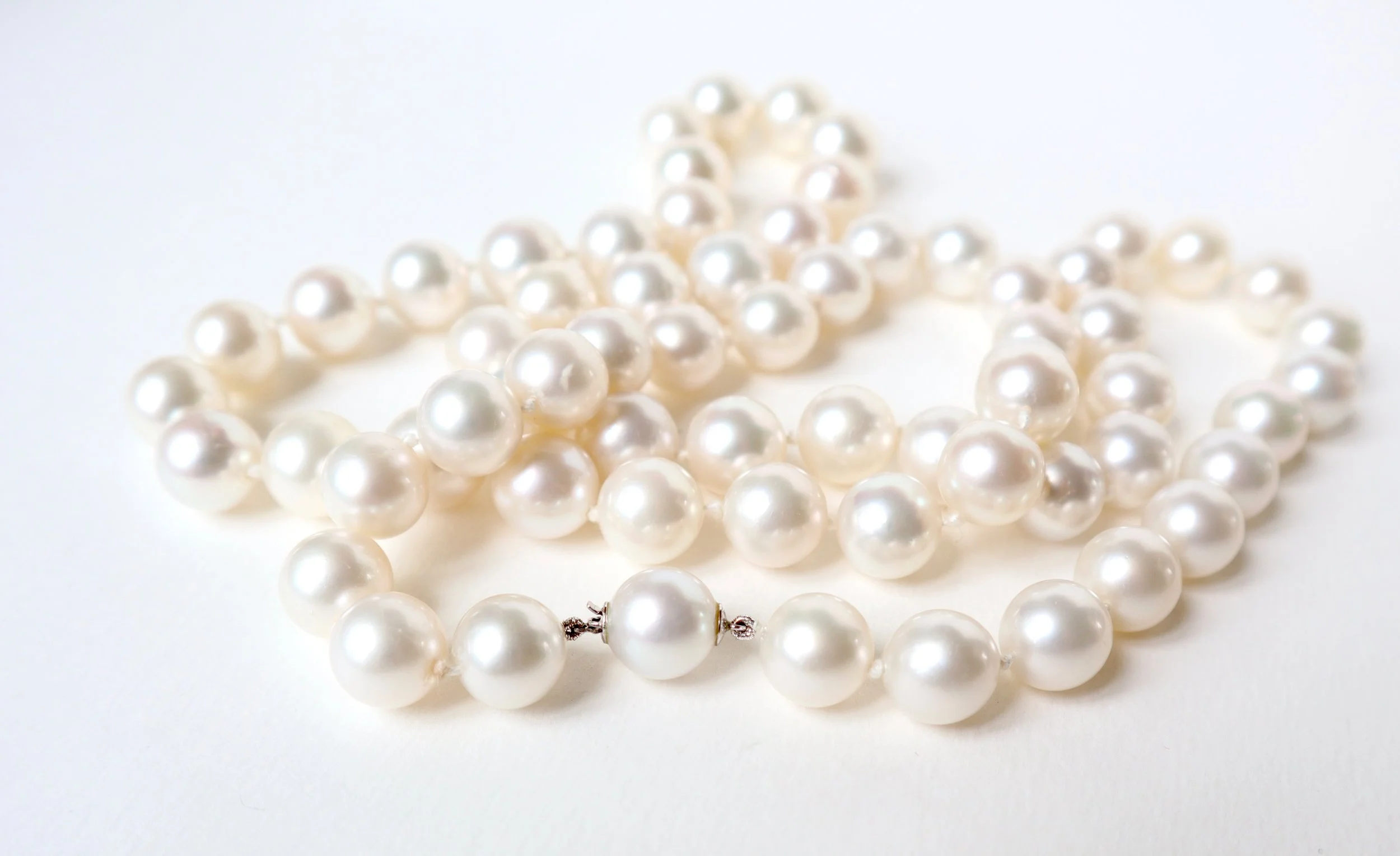 Collier Sautoir Long Perles De Verre Blanc Marbré - 140cm, Perles De 8mm, Occasion Bon état