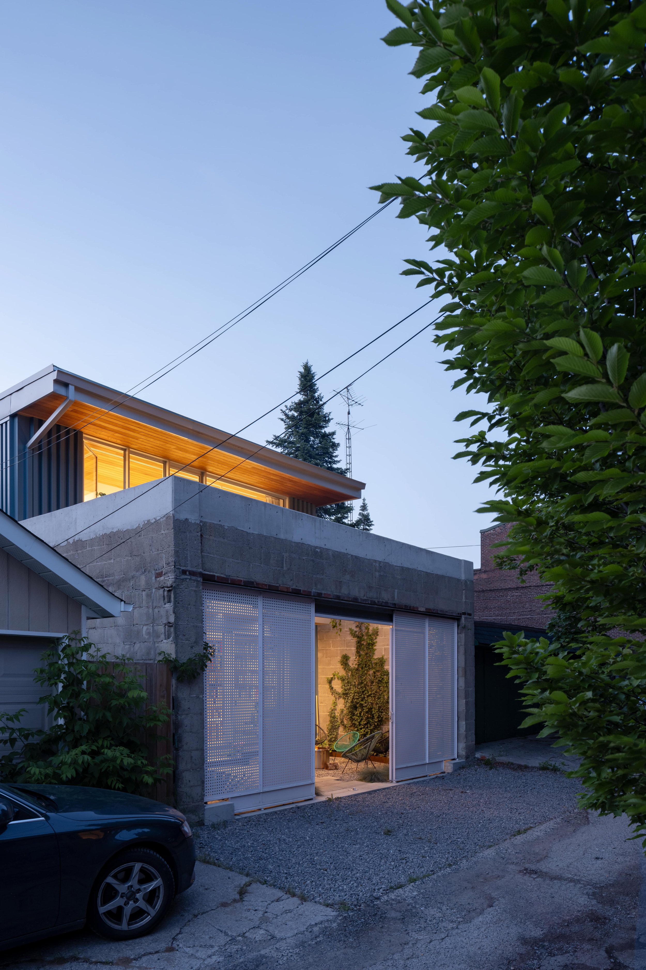 Banana Laneway 3.jpg