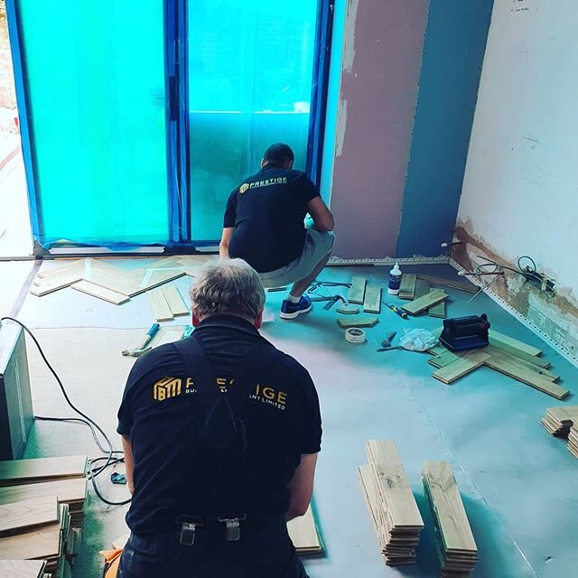 This kitchen extension project is coming to the end. A couple of our carpenters are starting to install the new parquet flooring. We are hand selecting each piece before it's install to ensure colour and consistency. #sidereturnextension #infillexten