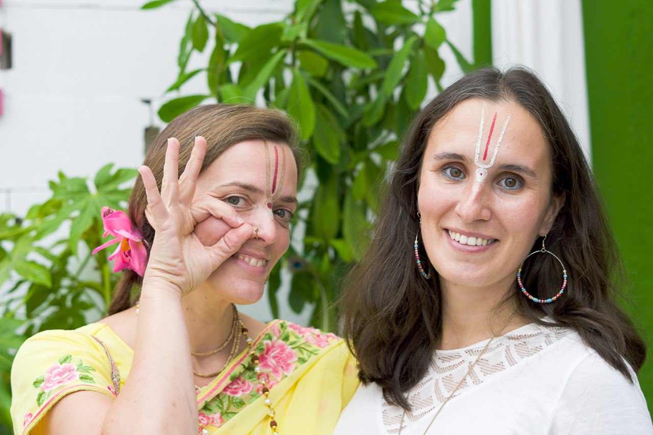 Treat you like a Devi Day  