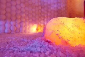 Anti-Aging Face Yoga Session in der Salzgrotte Wiesbaden