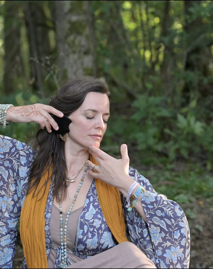 Online Face Yoga und Gua Sha           Winter         