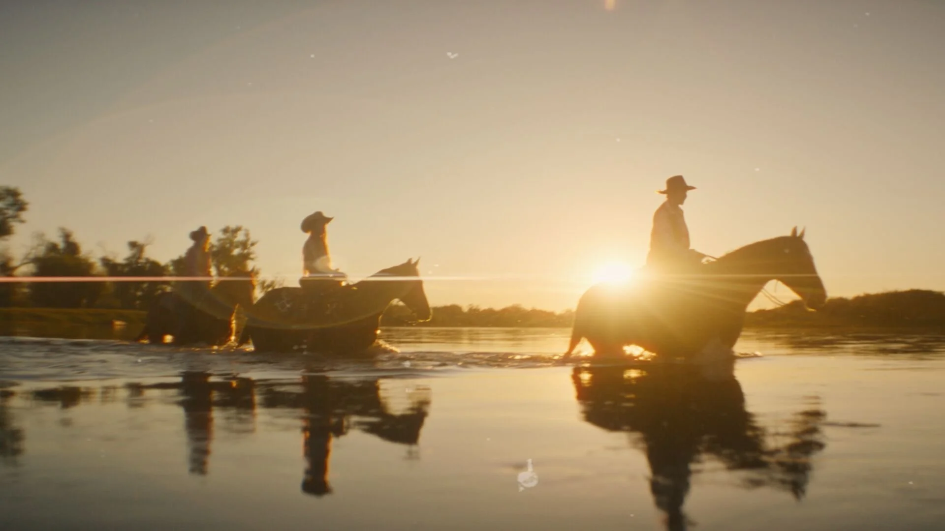 Wyoming Tourism "Mavericks Wanted"