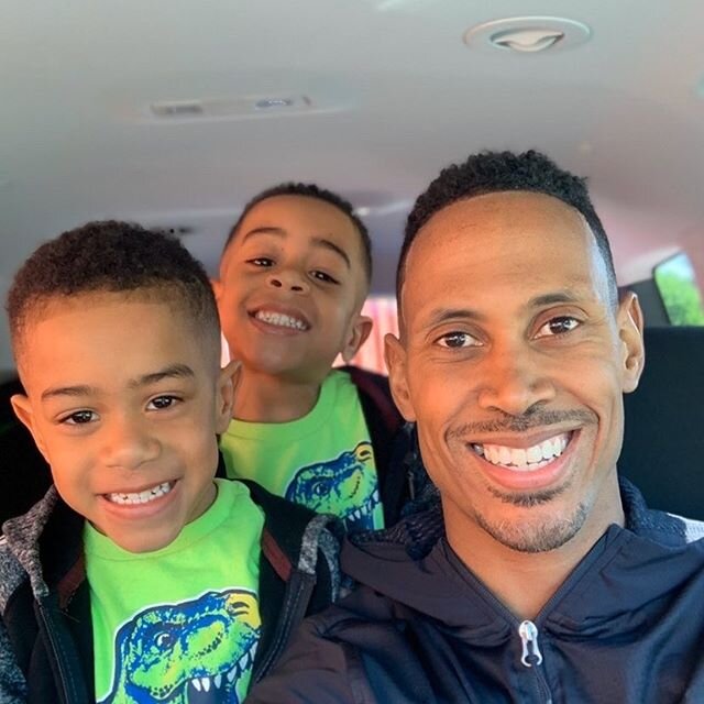 Successful people build each other up. They motivate, inspire, and push each other. Unsuccessful people just hate, blame, and complain. 🙏🏾🙏🏾🙏🏾🙏🏾#forkarterandkendall #fatherhood #twins #twinsofinstagram #identicaltwins #twinboys #fieldstwins #
