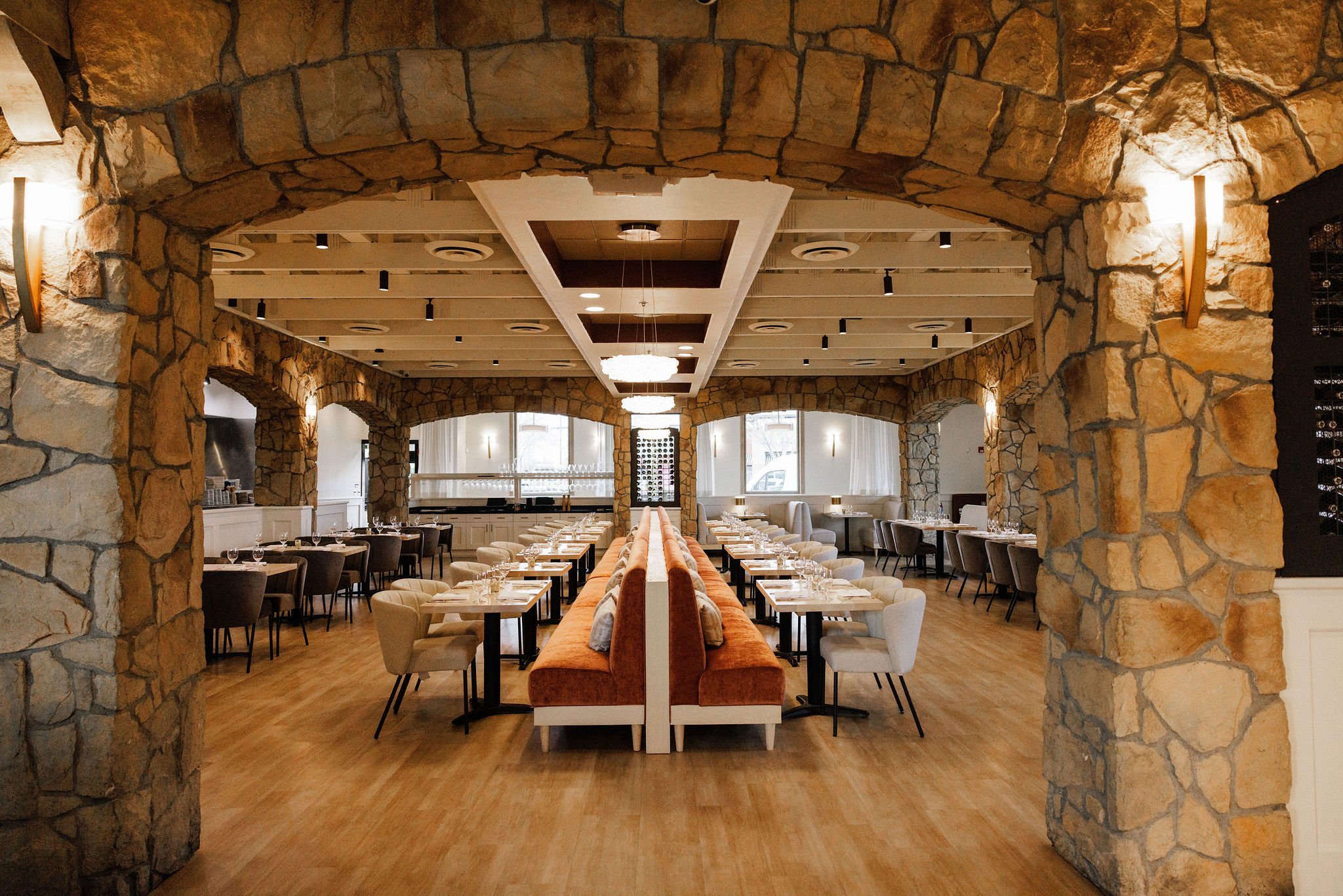 RESTAURANT INTERIOR DESIGNER_INTERLUDE ELK GROVE SACRAMENTO CALIFORNIA