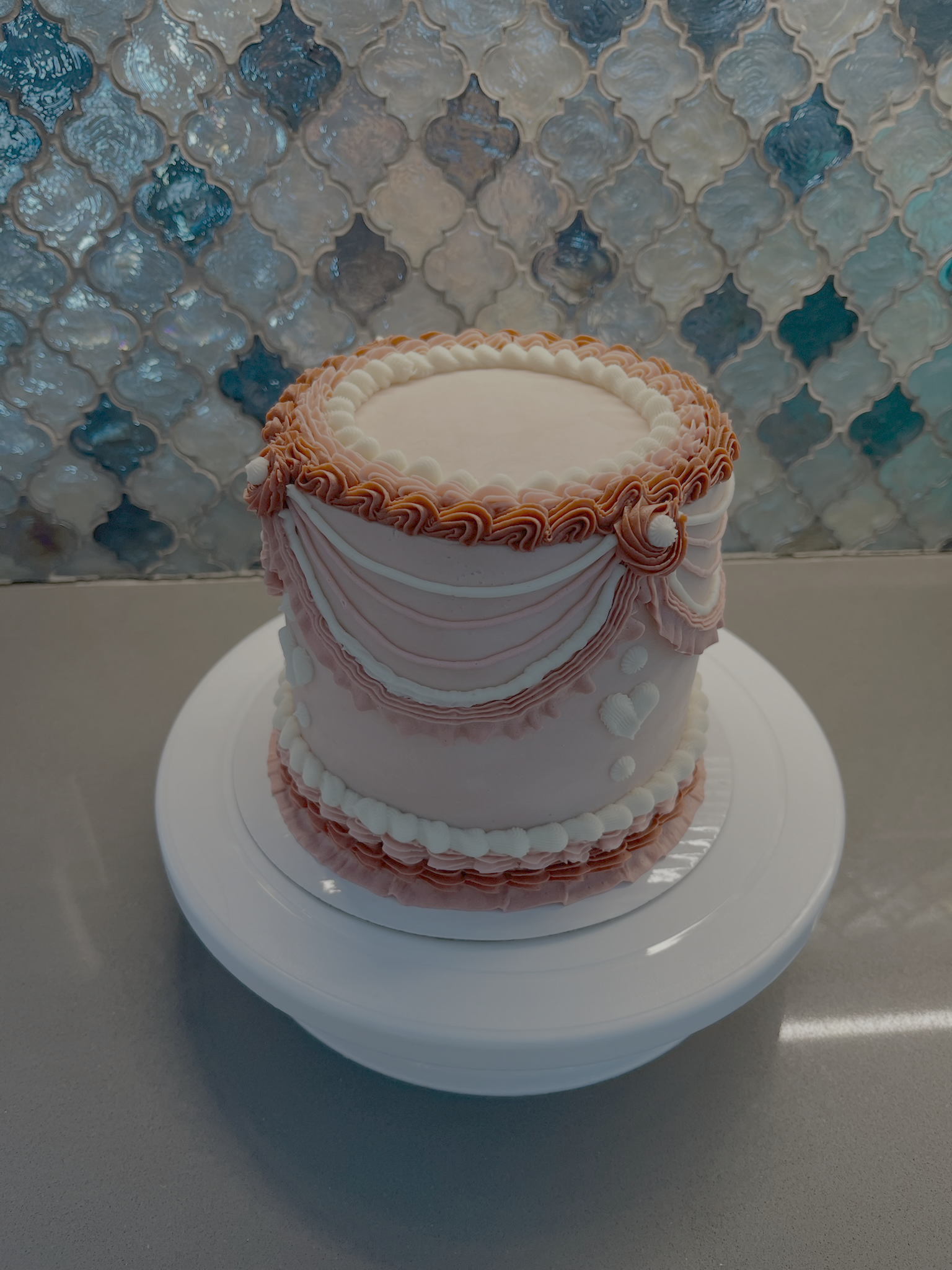vintage_pink_cake.png