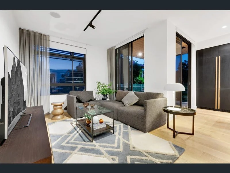 real estate 002.jpg