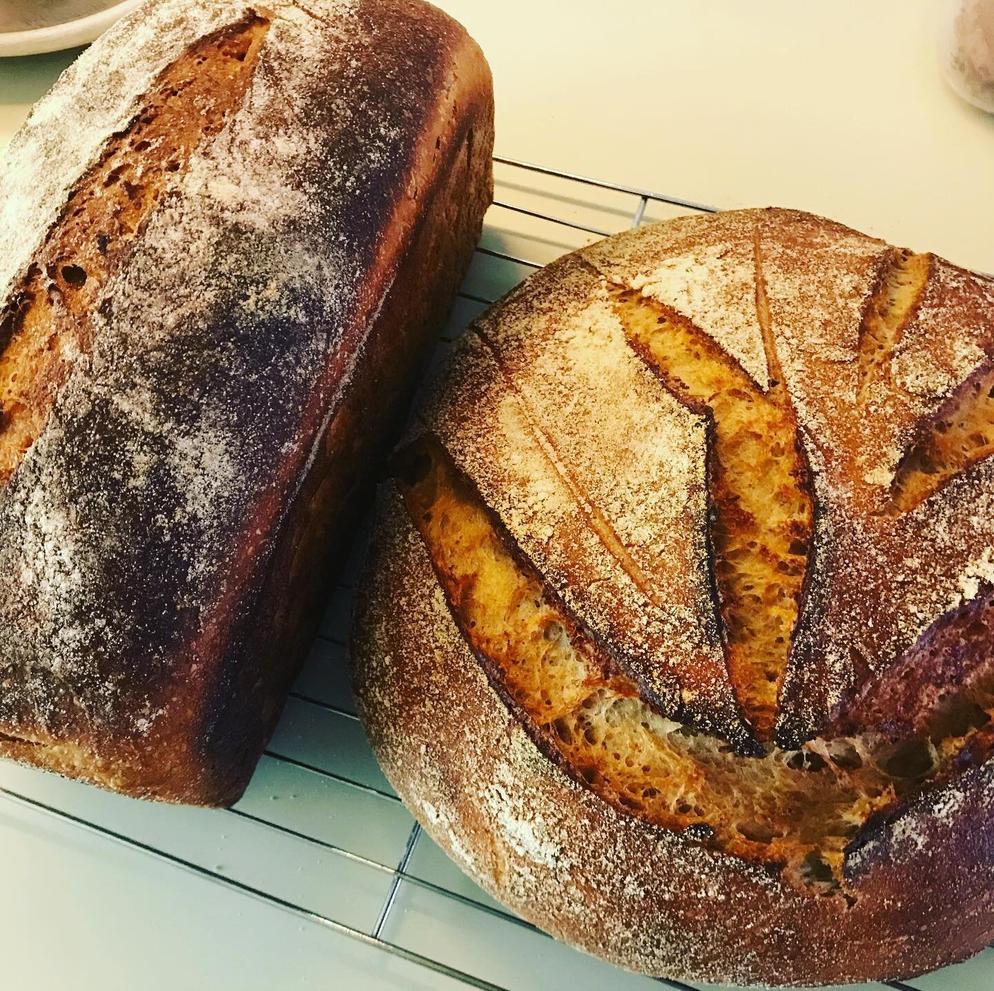 Friday baking ❤️ makes our home cosy!
#sourdough #homebaker