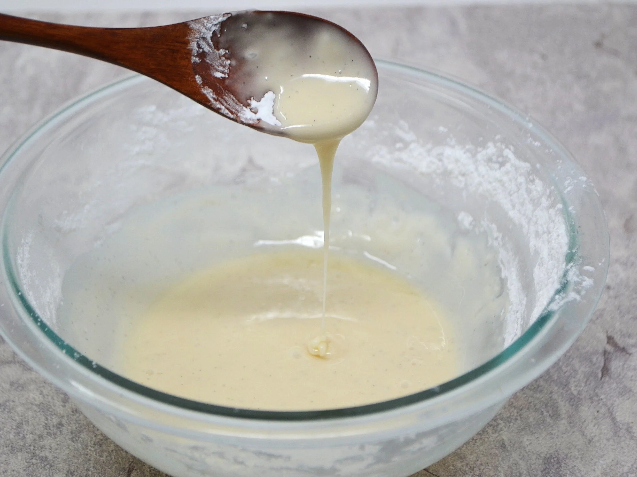 Lemon Glaze (for cakes, doughnuts, etc.)