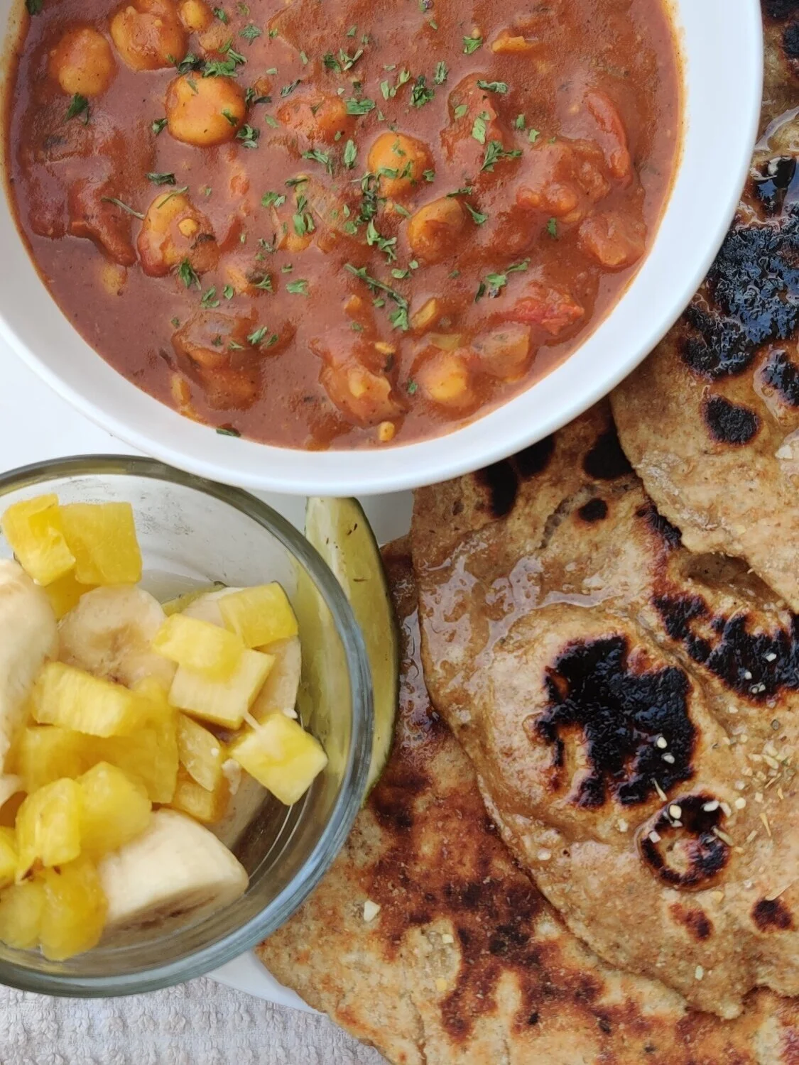 Chickpea Curry with Flatbread