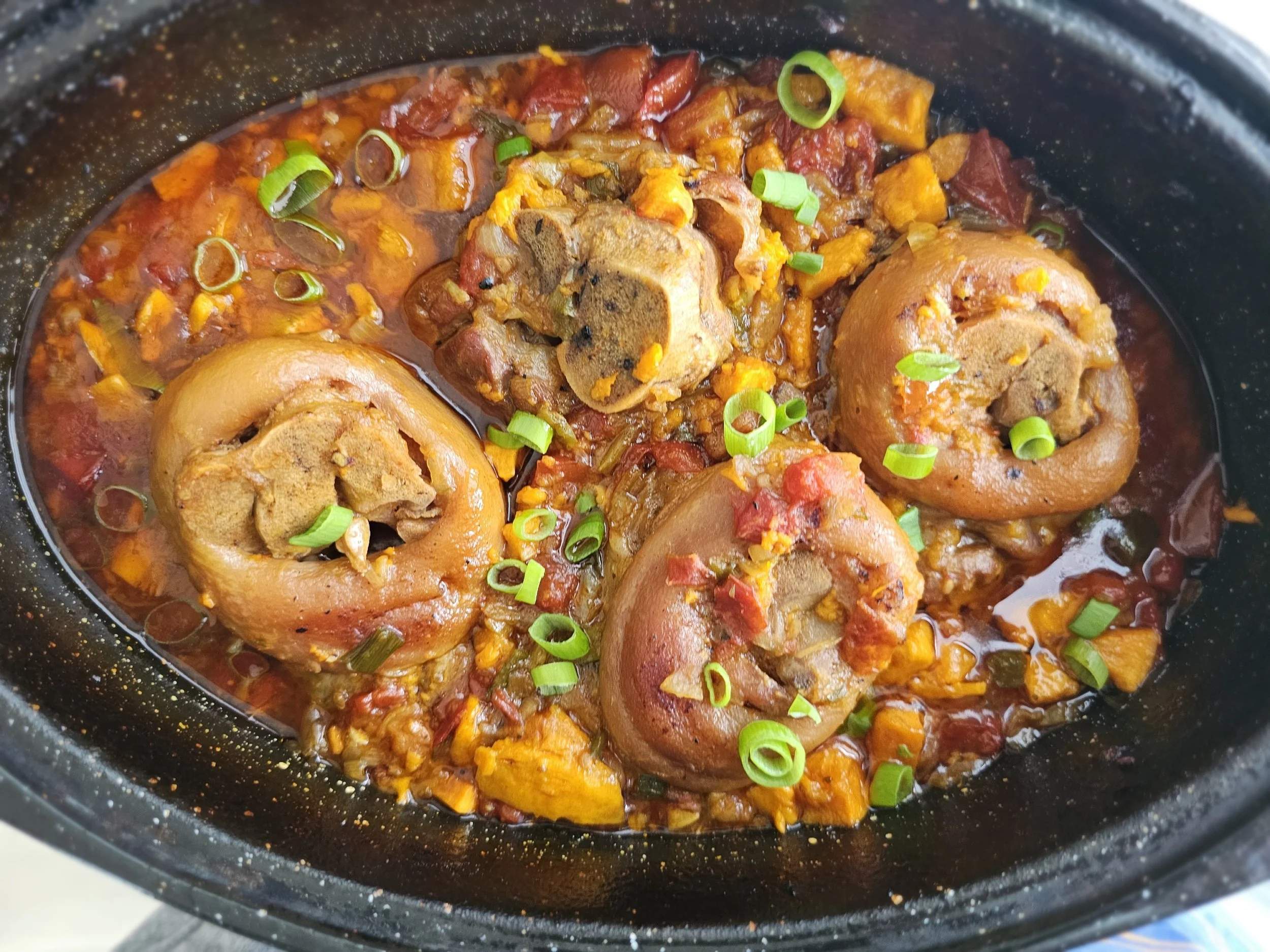 Stewed Pork Hocks with Sweet Potato (Mazondo) Stewed Pork Hocks with Sweet Potato (Mazondo)