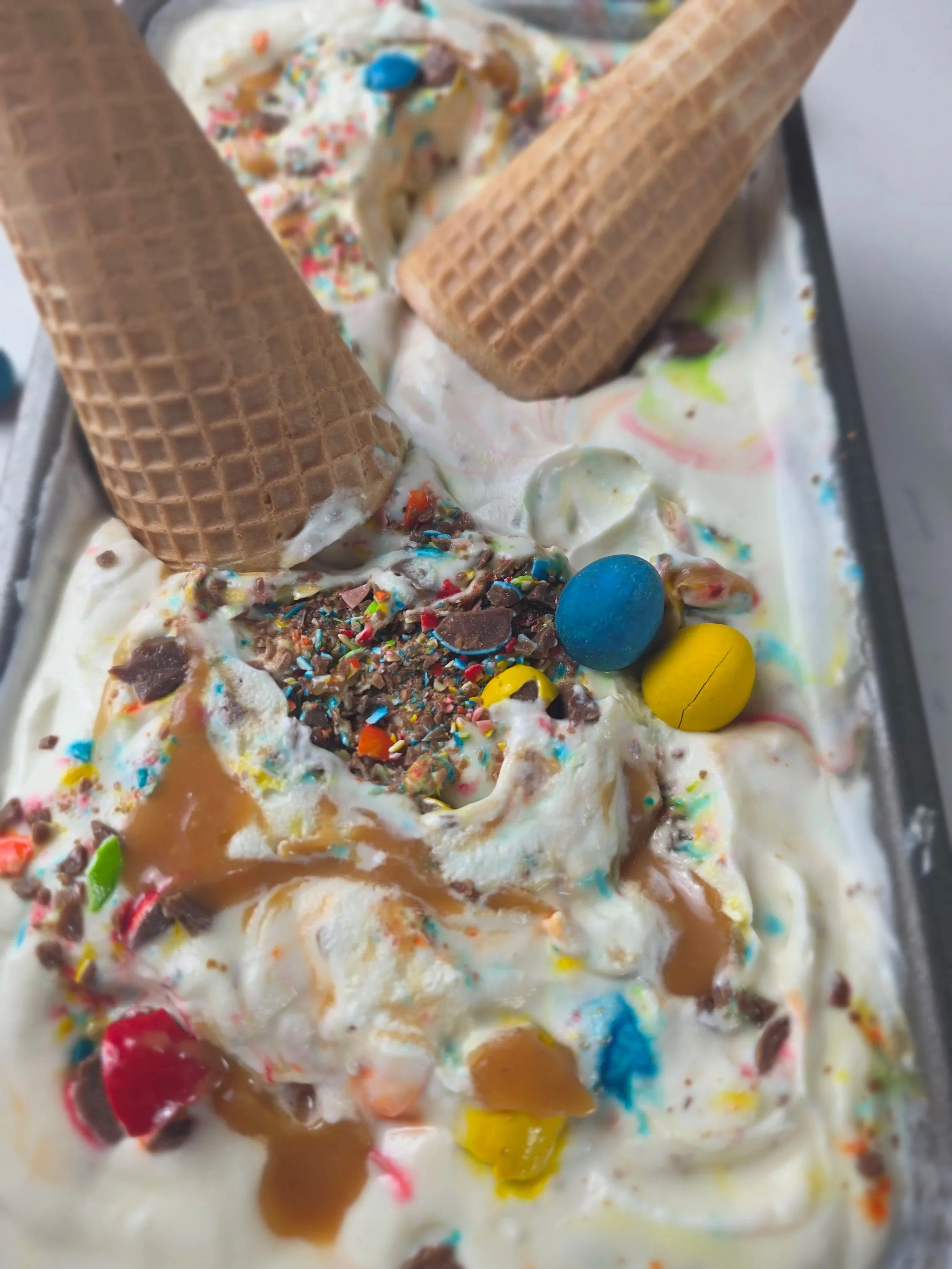 Mini Easter Egg and Caramel No-Churn Ice Cream