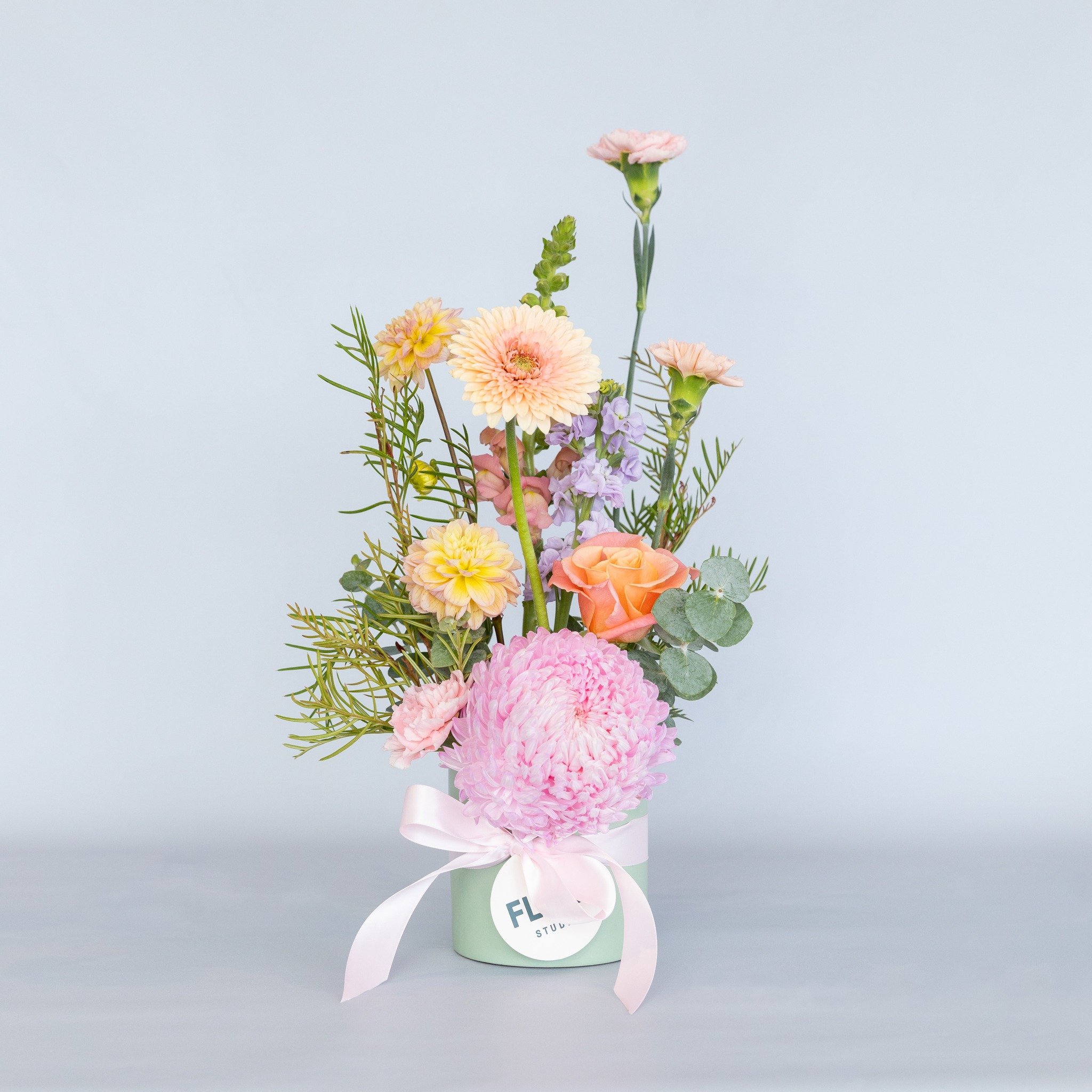 Don't forget to pre-order your Mother's Day bouquets by 5pm tomorrow, the 9th May! 🌸

Tap the link in our bio to check out the full Mother's Day collection 👆