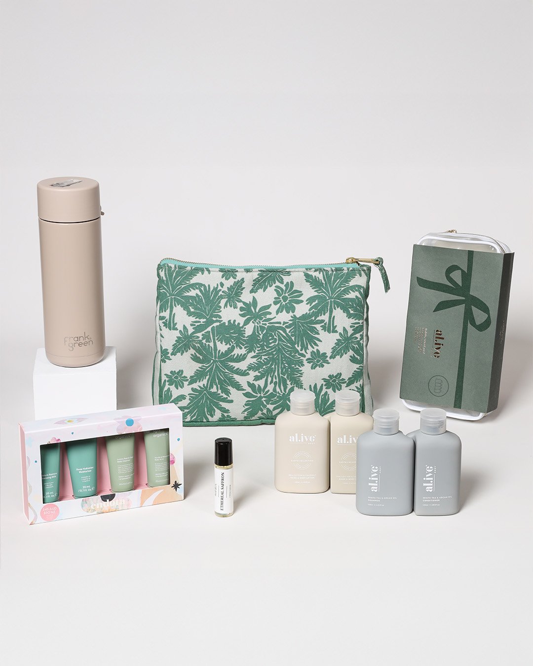 12.04.25 - Studio (Xmas Gifting)-235_1080x1350.jpg