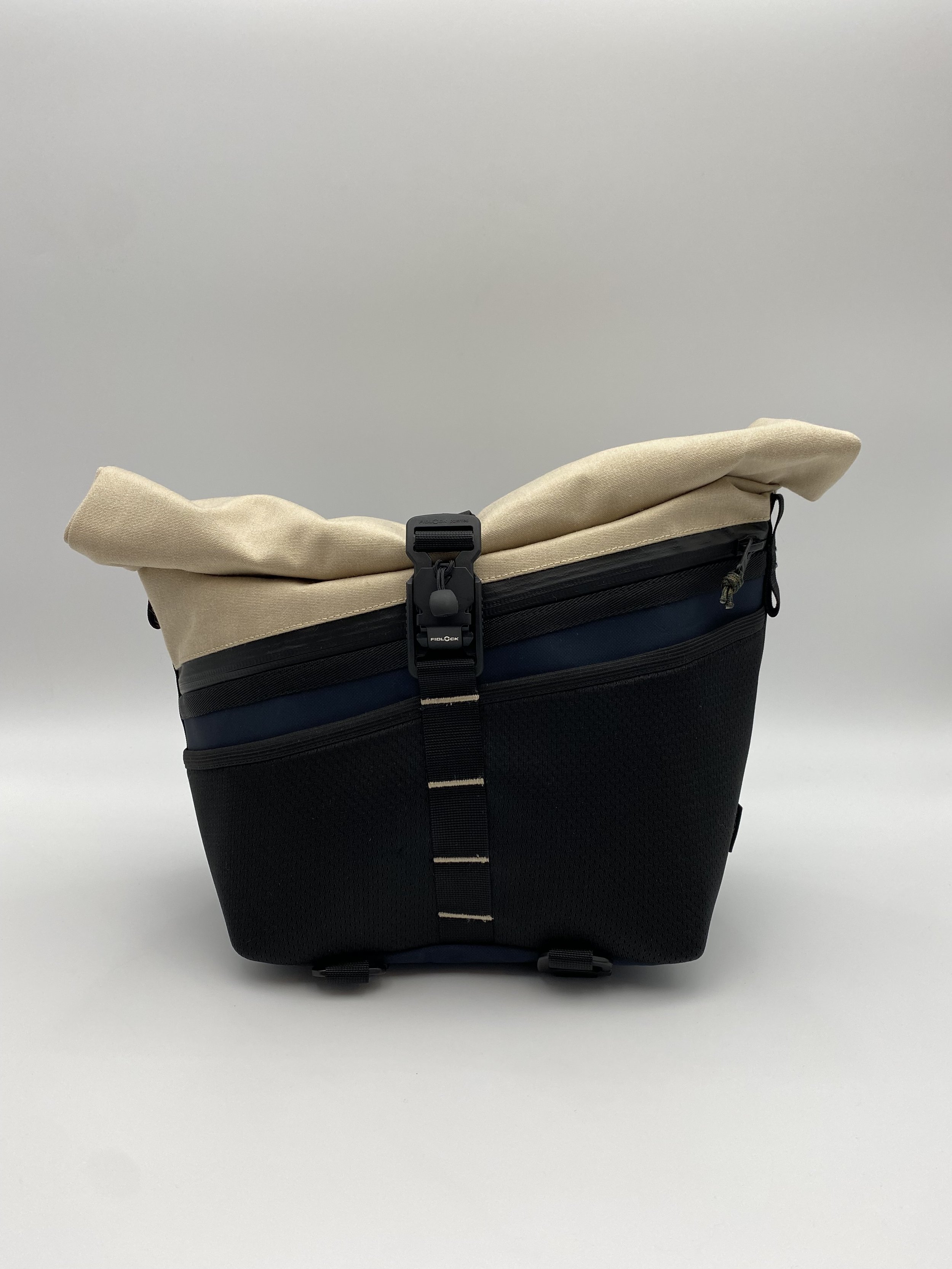 Utility Bag - Navy//Sand