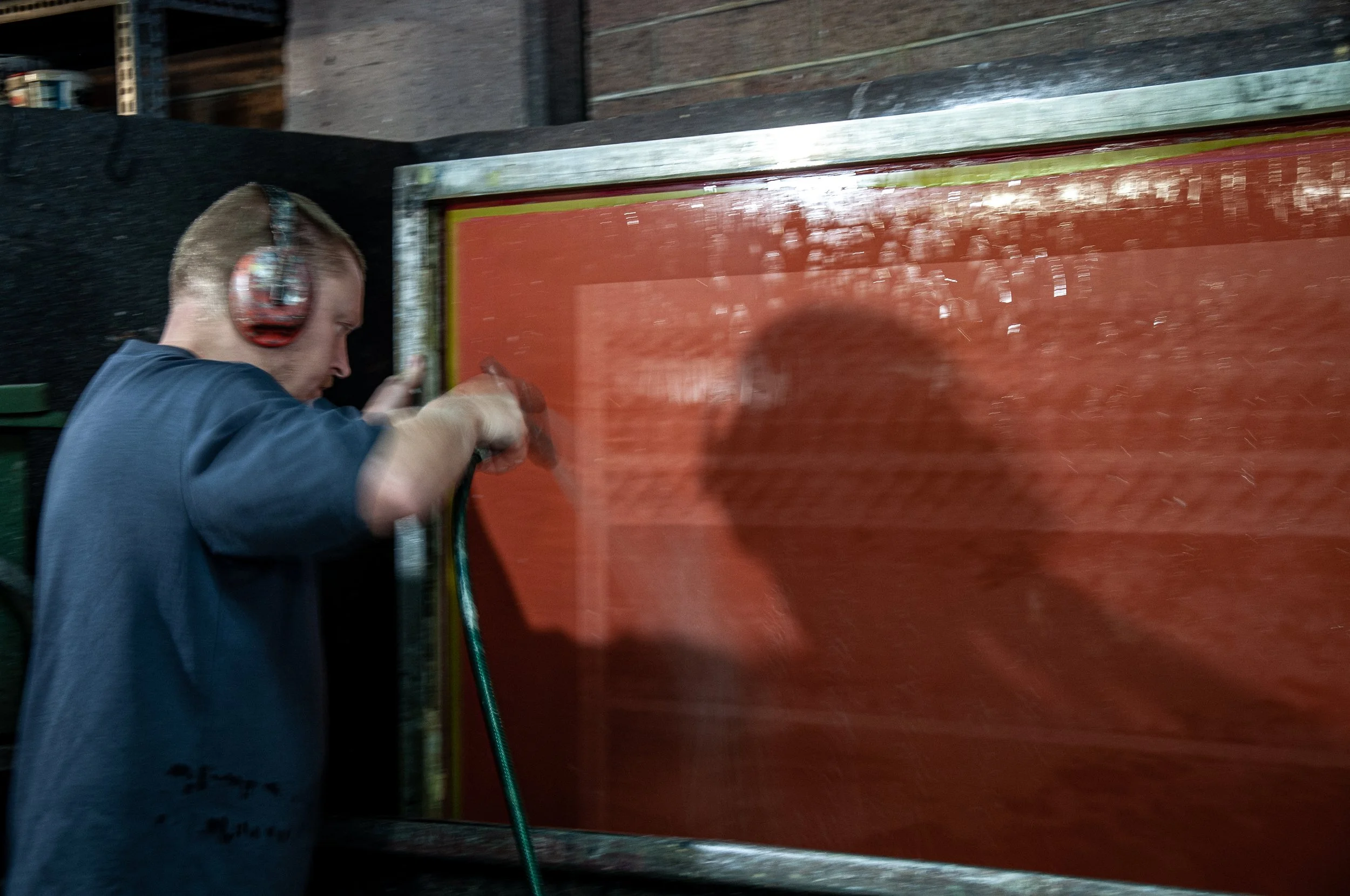 Cleaning scrteen.jpg