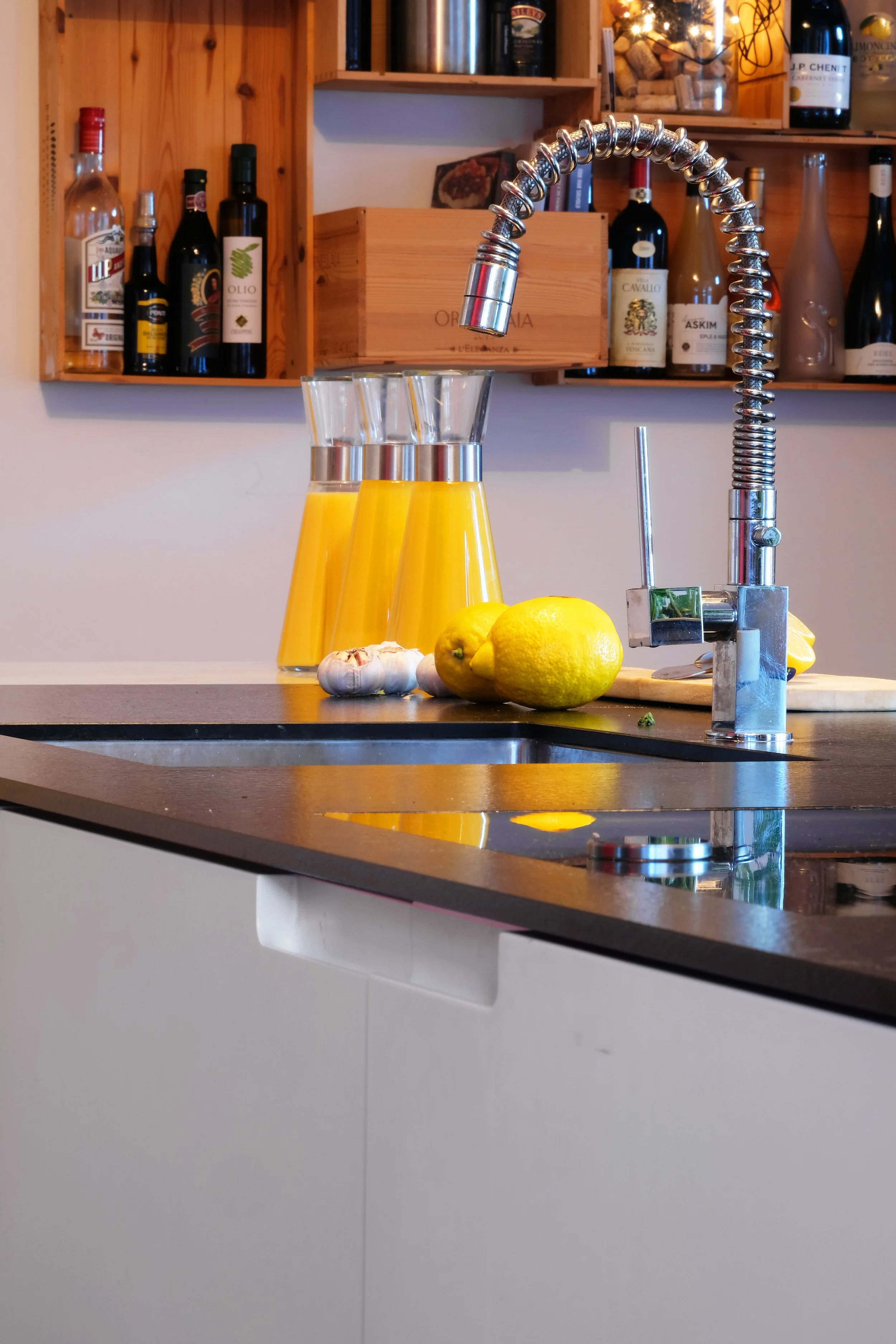 The kitchen is very well equipped, but it is noticeable that the cooking utensils are also used a lot.  Thomas 05.08.2023 Germany (Airbnb). PS. All cooking utensils are new 2025.