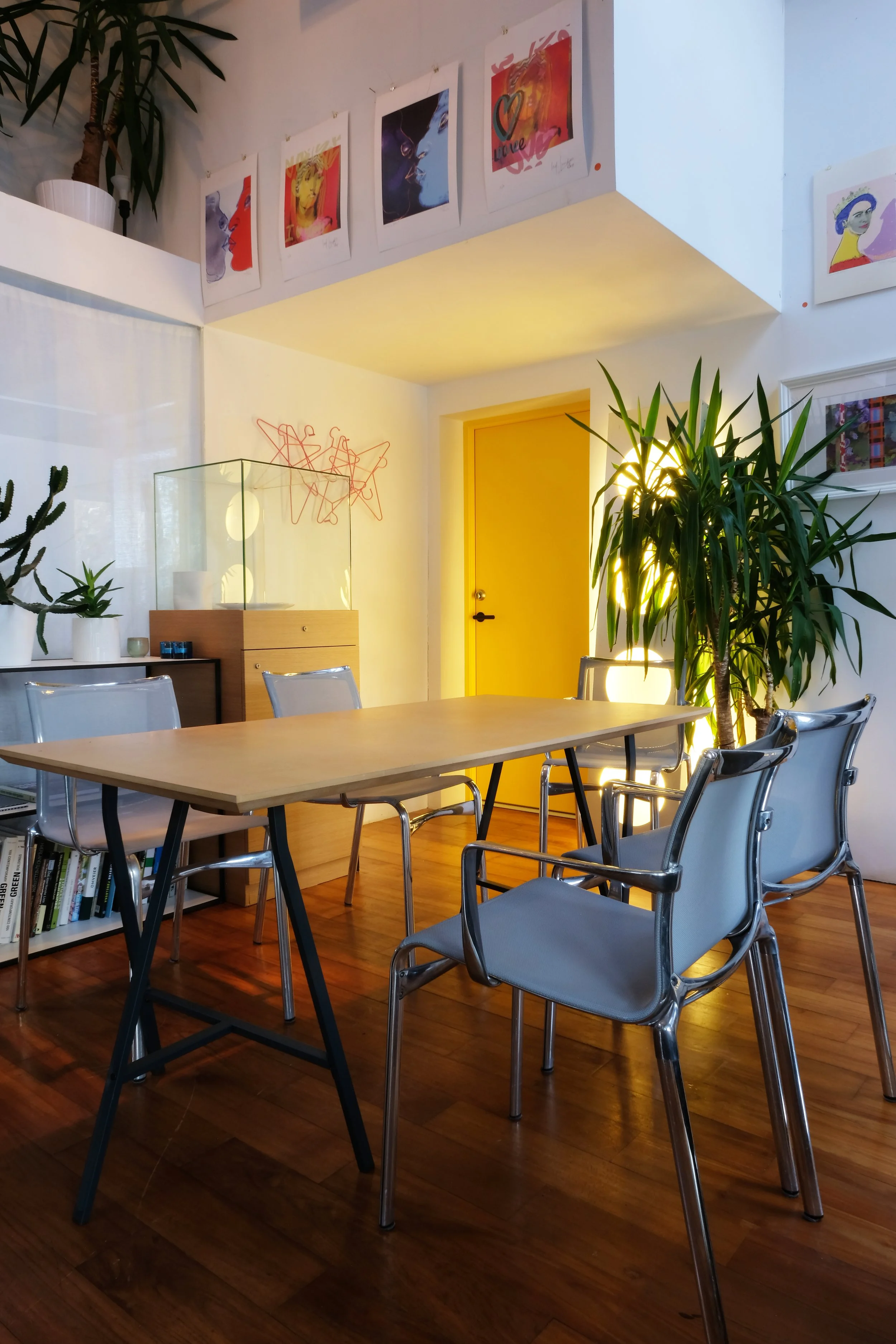 A MAGICAL EXPERIENCE IN A HOUSE ON THE SEA.  Multi-use room thanks to stackable chairs and tables.
